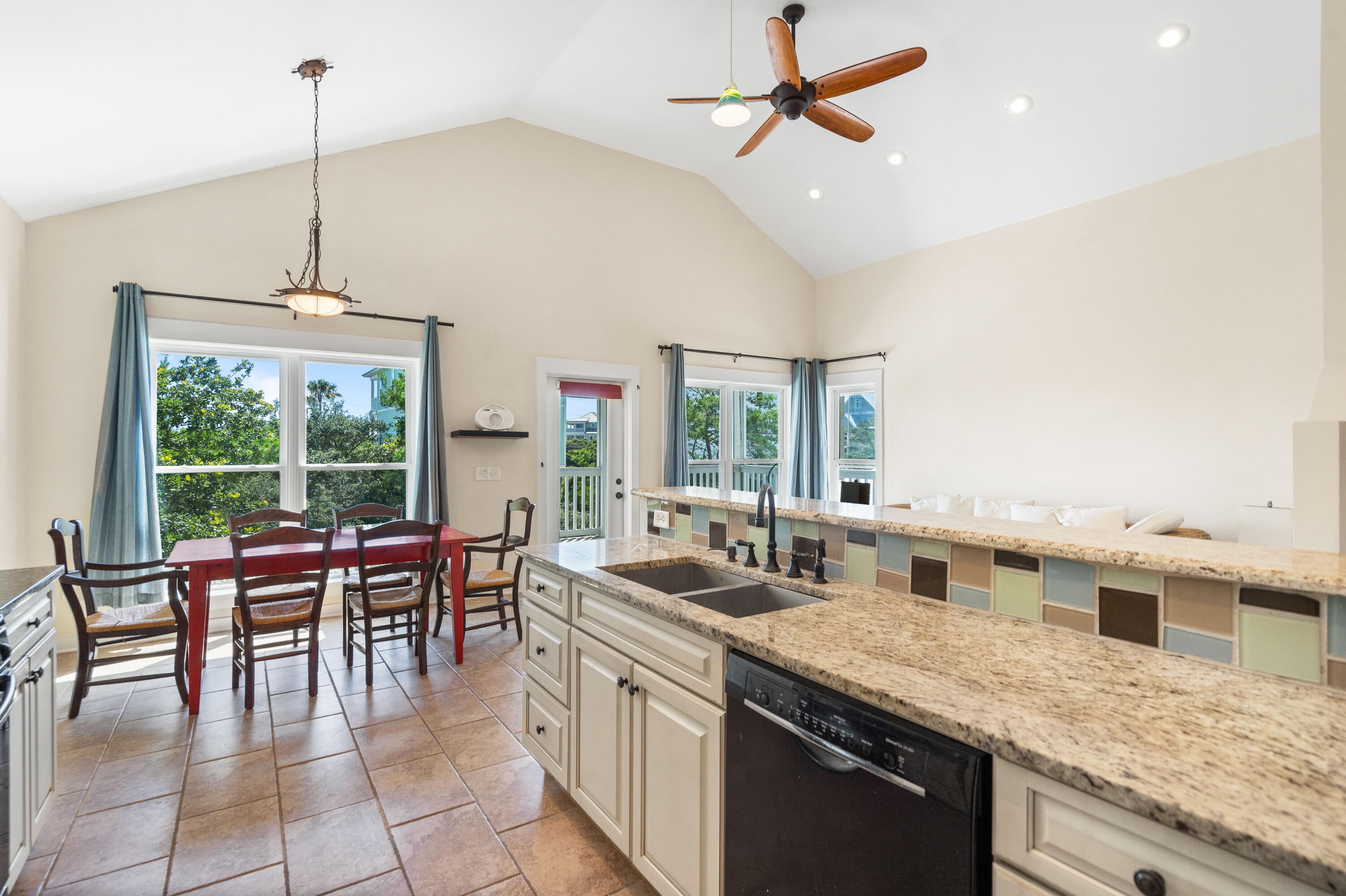 BEACH HIGHLAND 1ST ADD - Residential