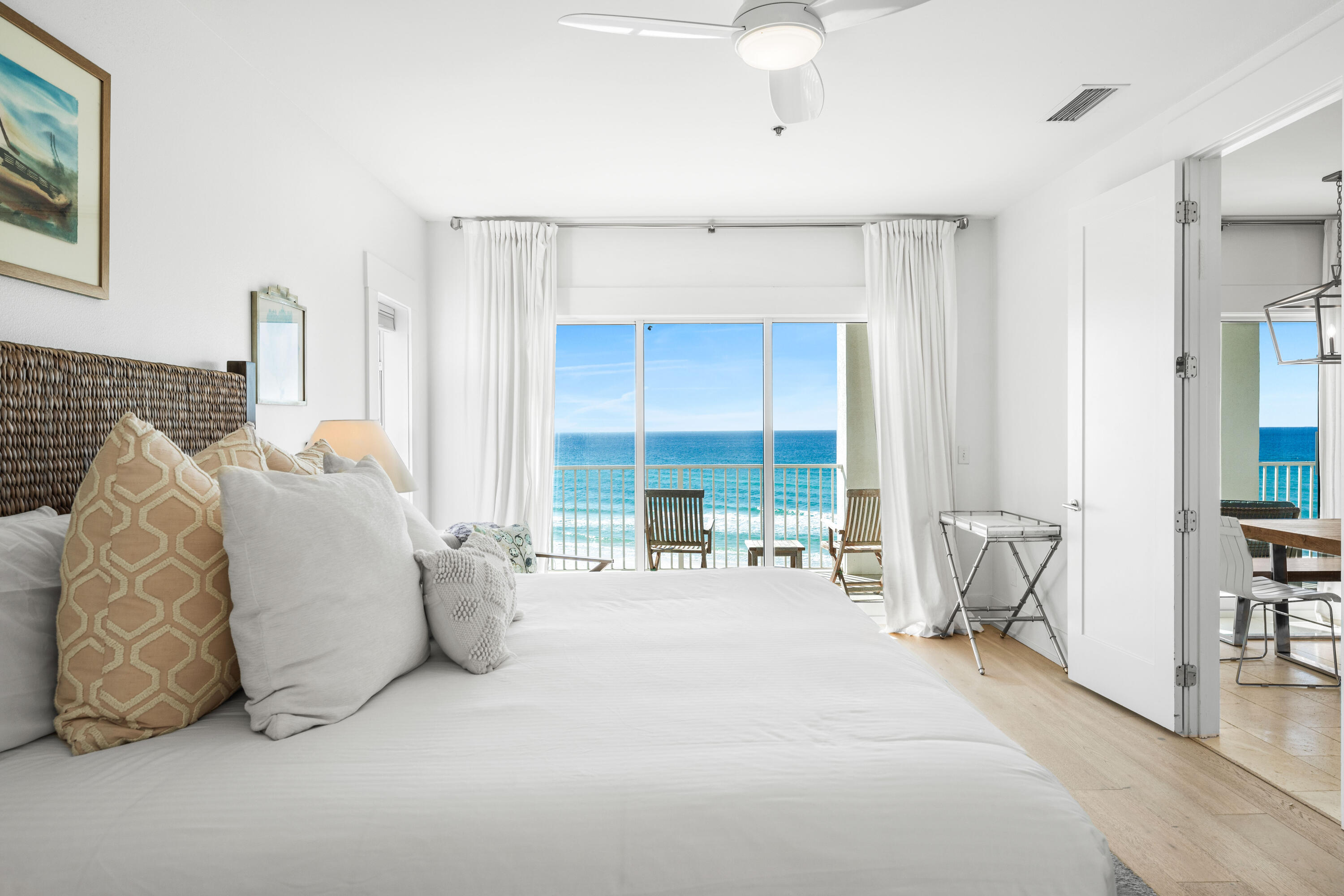 EMERALD SURF VILLAS - Residential