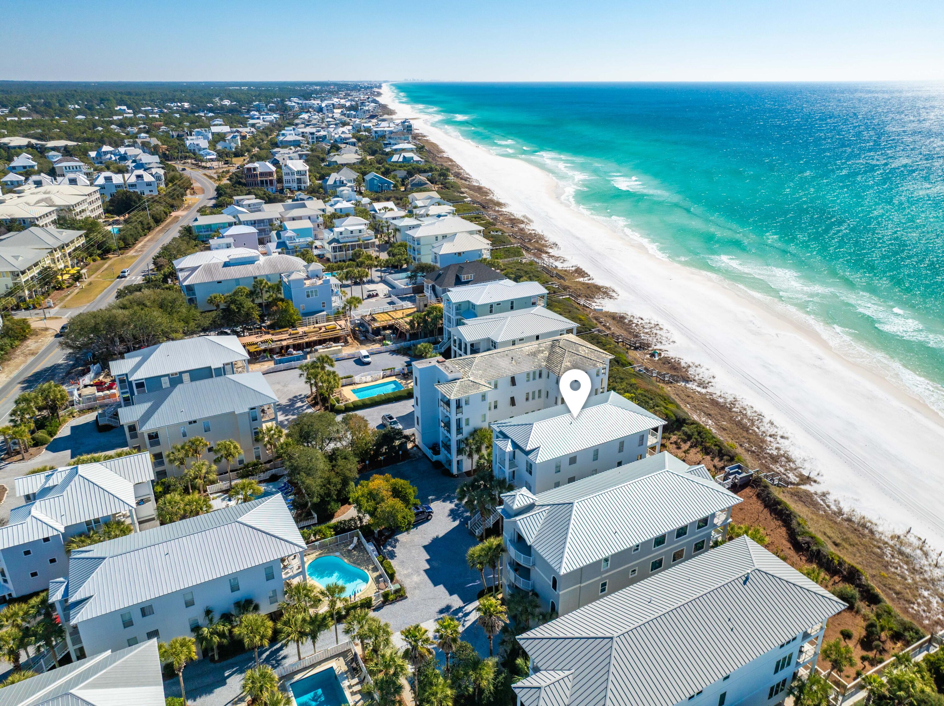 EMERALD SURF VILLAS - Residential