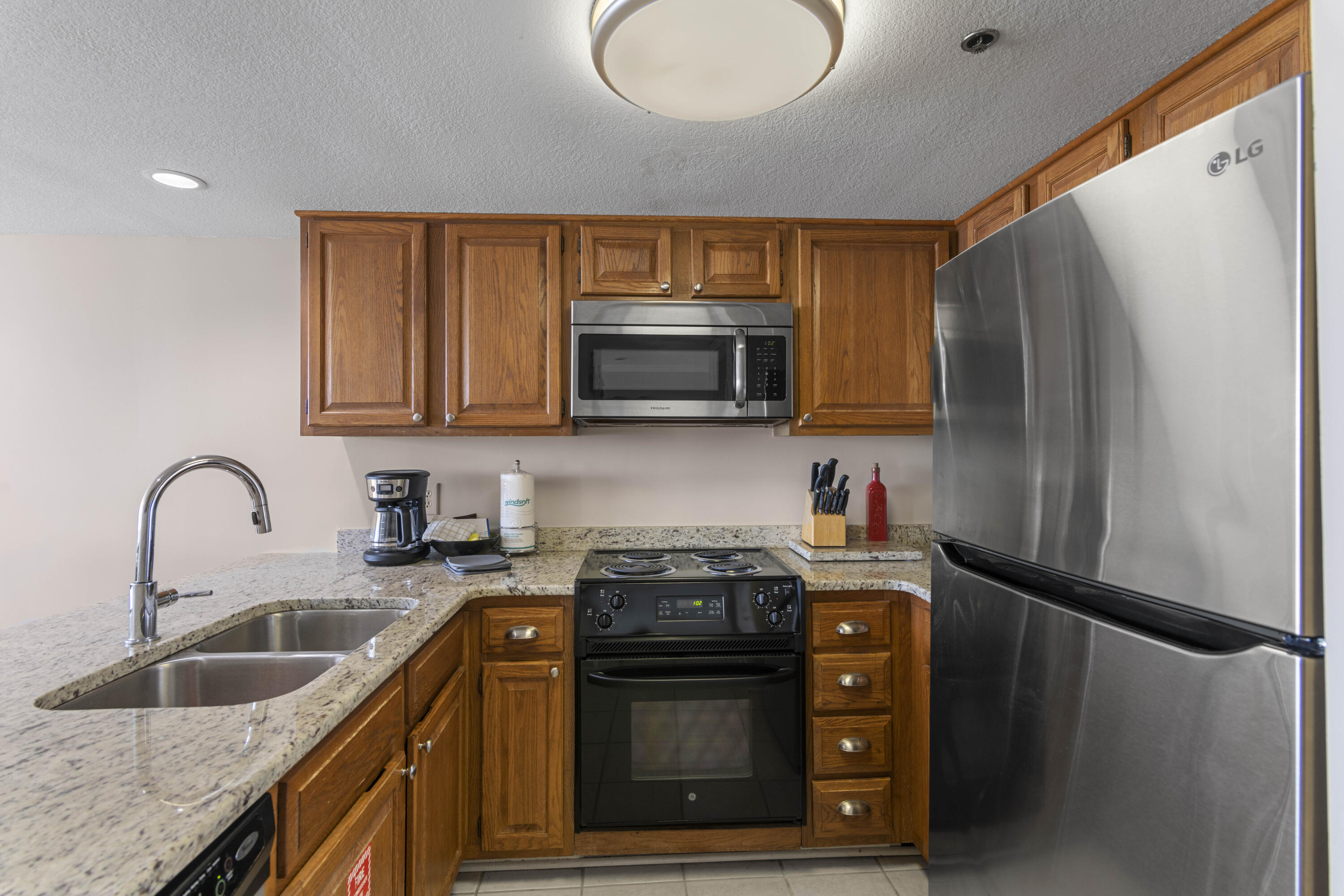 ONE SEAGROVE PLACE CONDO - Residential