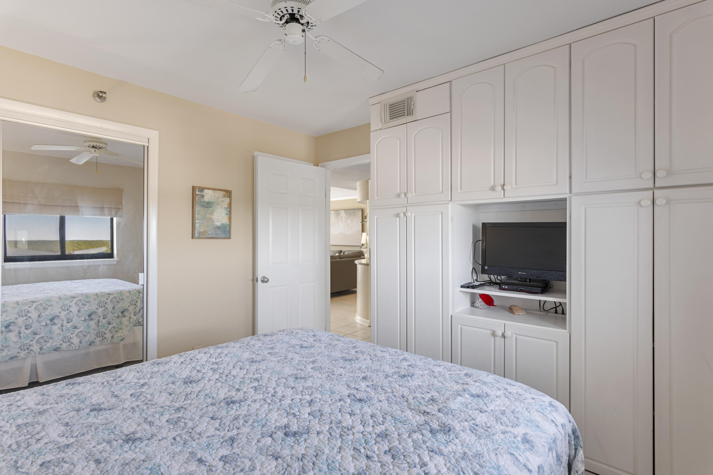 ONE SEAGROVE PLACE CONDO - Residential