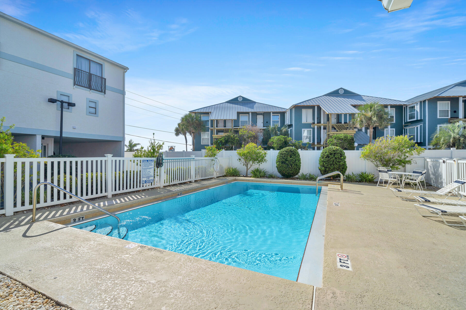 COSTA VISTA T/H - Residential