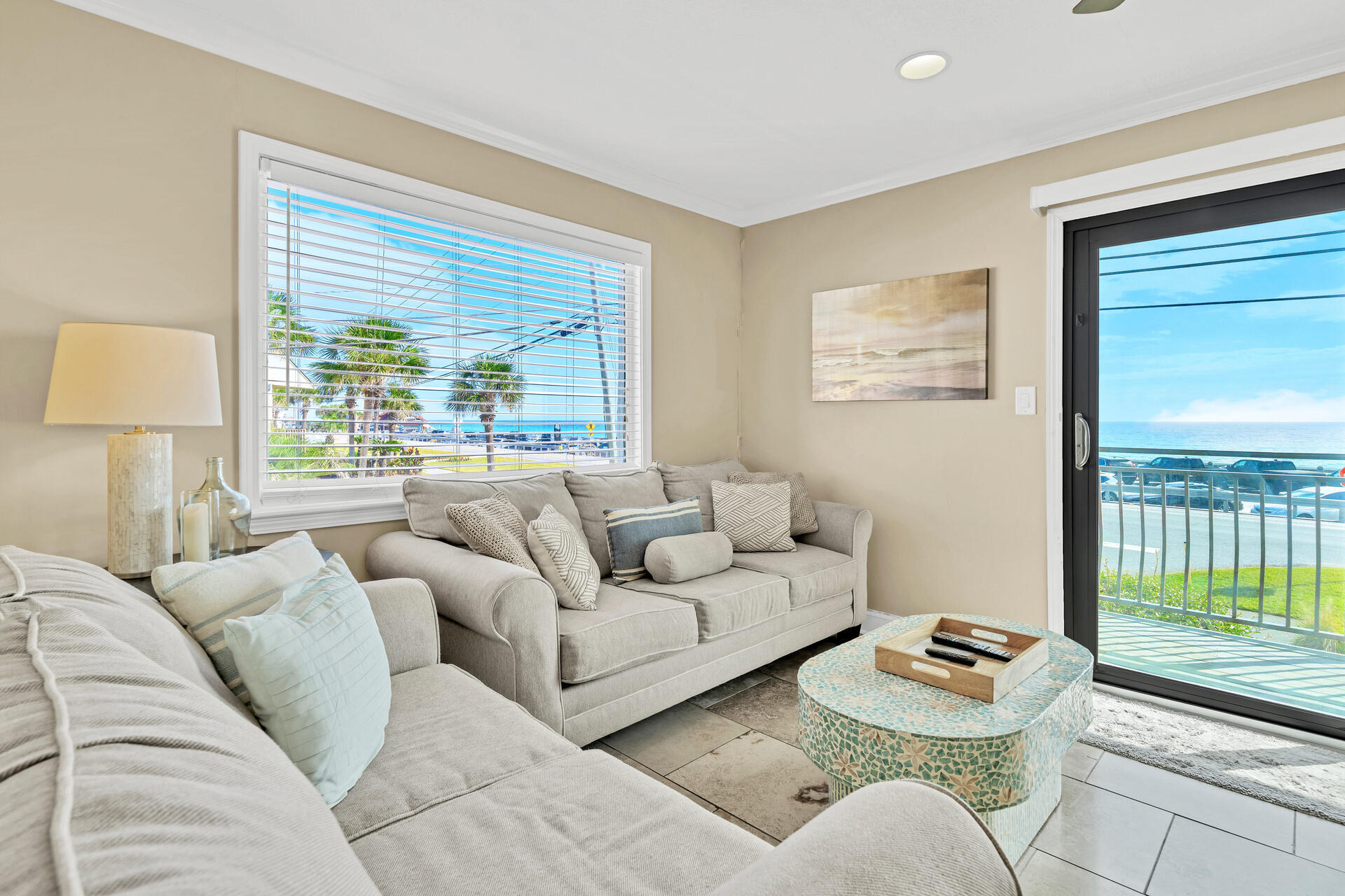 COSTA VISTA T/H - Residential