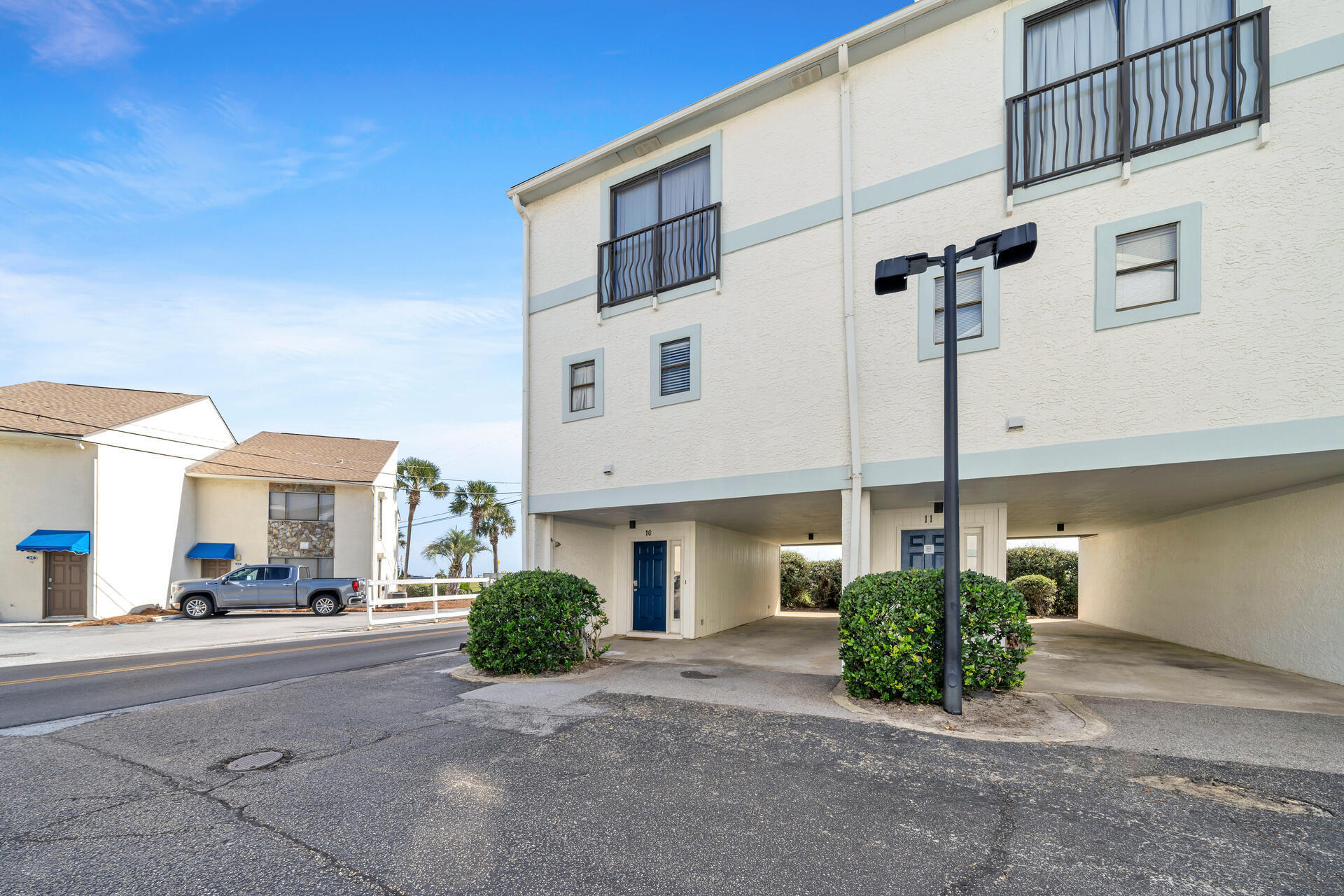 COSTA VISTA T/H - Residential
