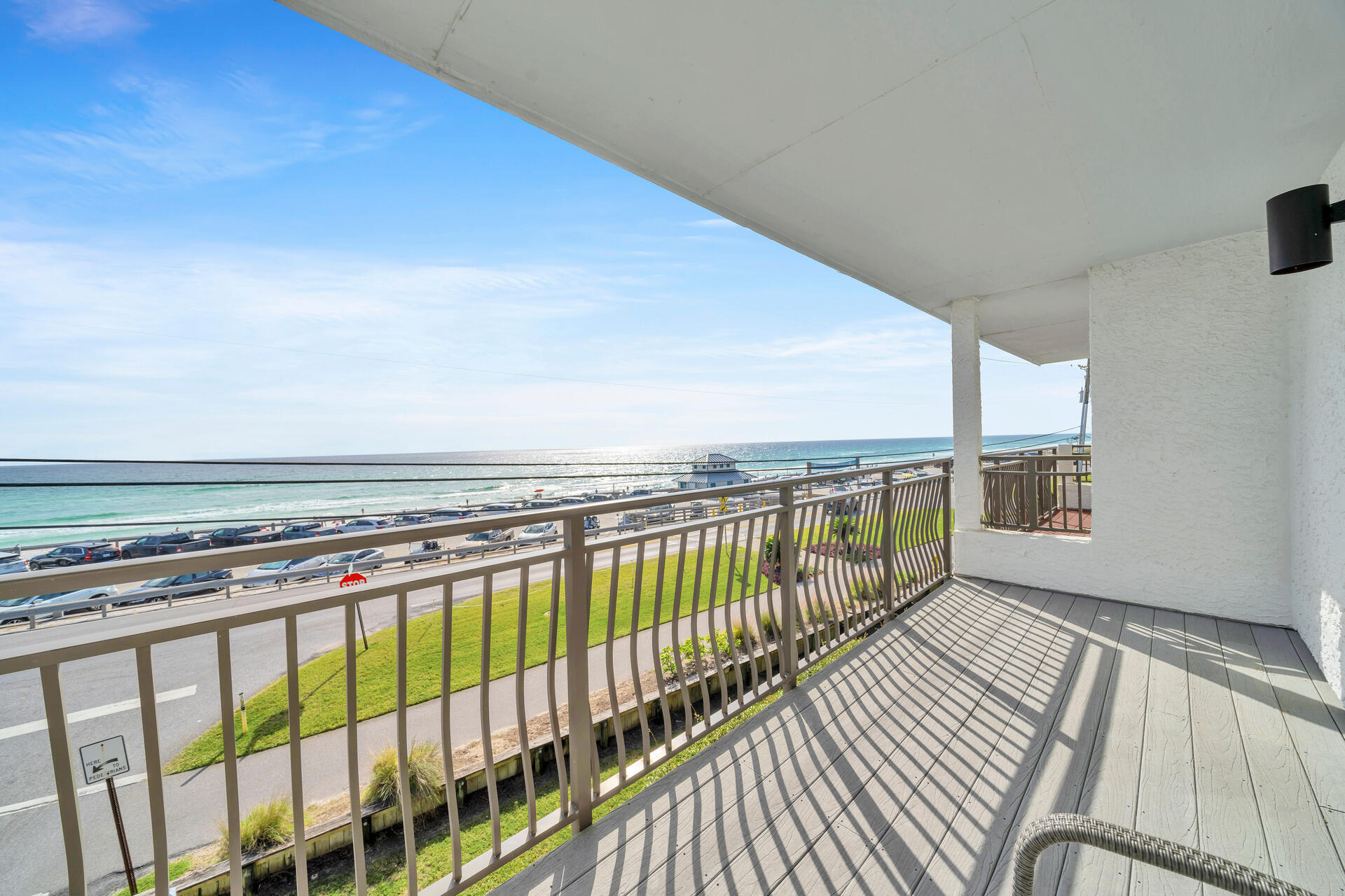 COSTA VISTA T/H - Residential