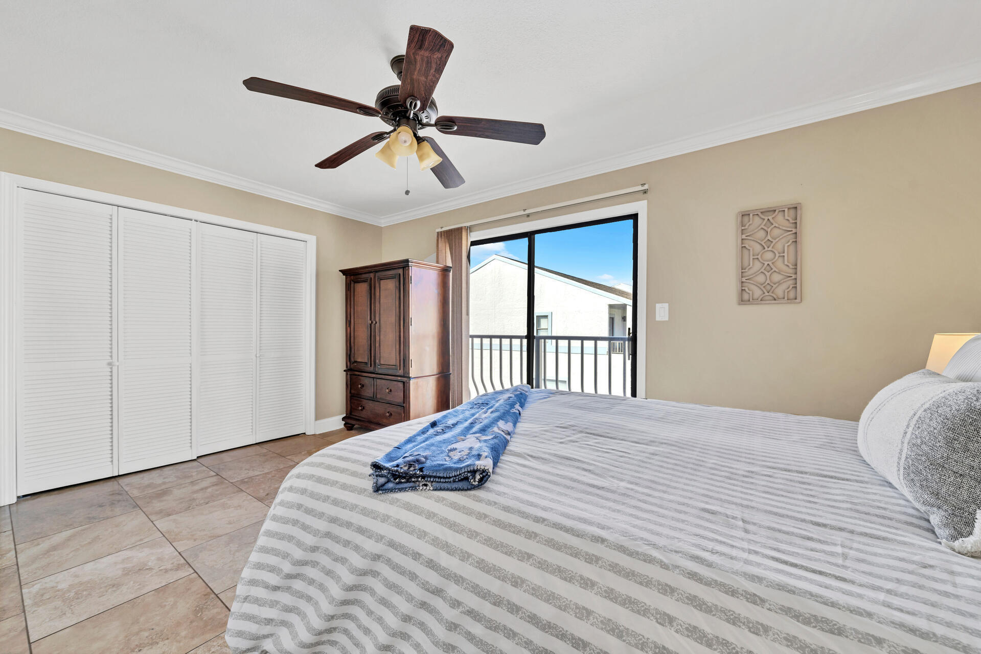 COSTA VISTA T/H - Residential