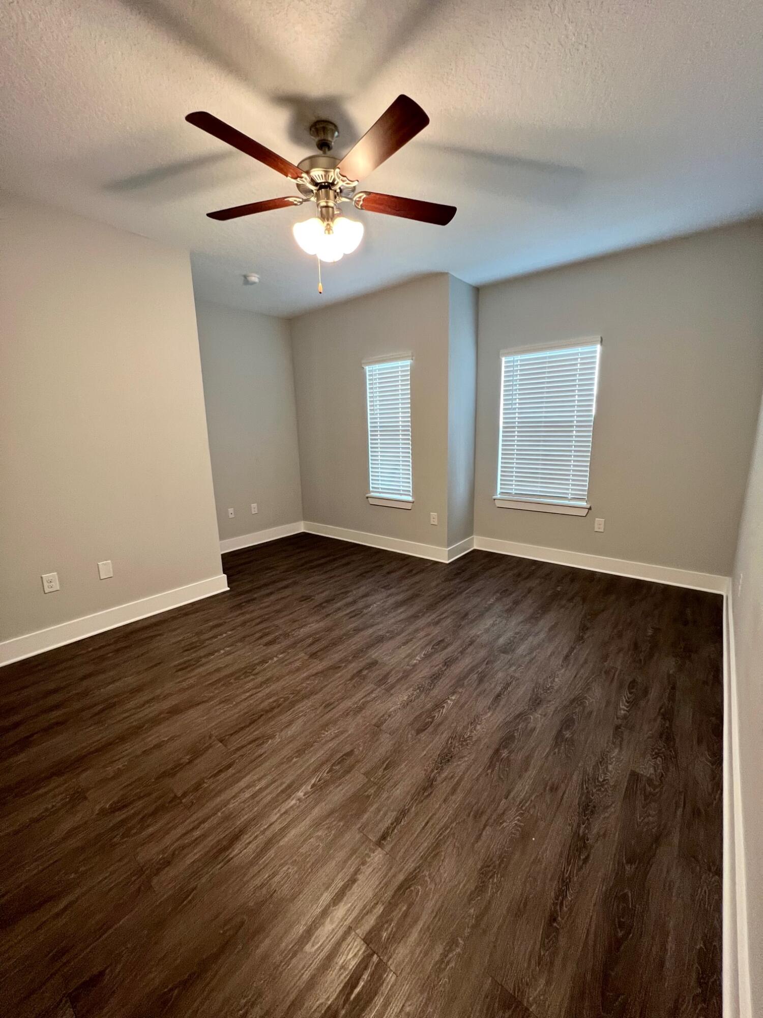 VERANDAS OF FREEPORT, THE - Residential