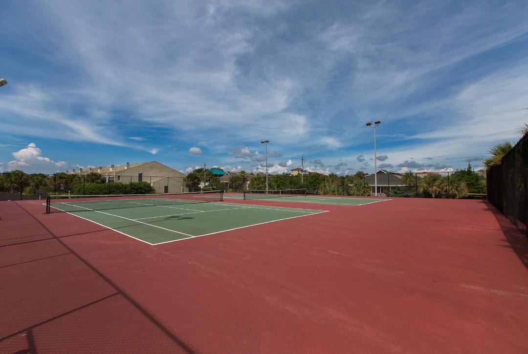 MAINSAIL CONDO PH 5 - Residential