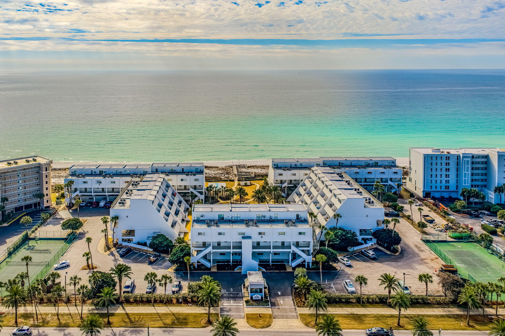 AEGEAN CONDO - Residential