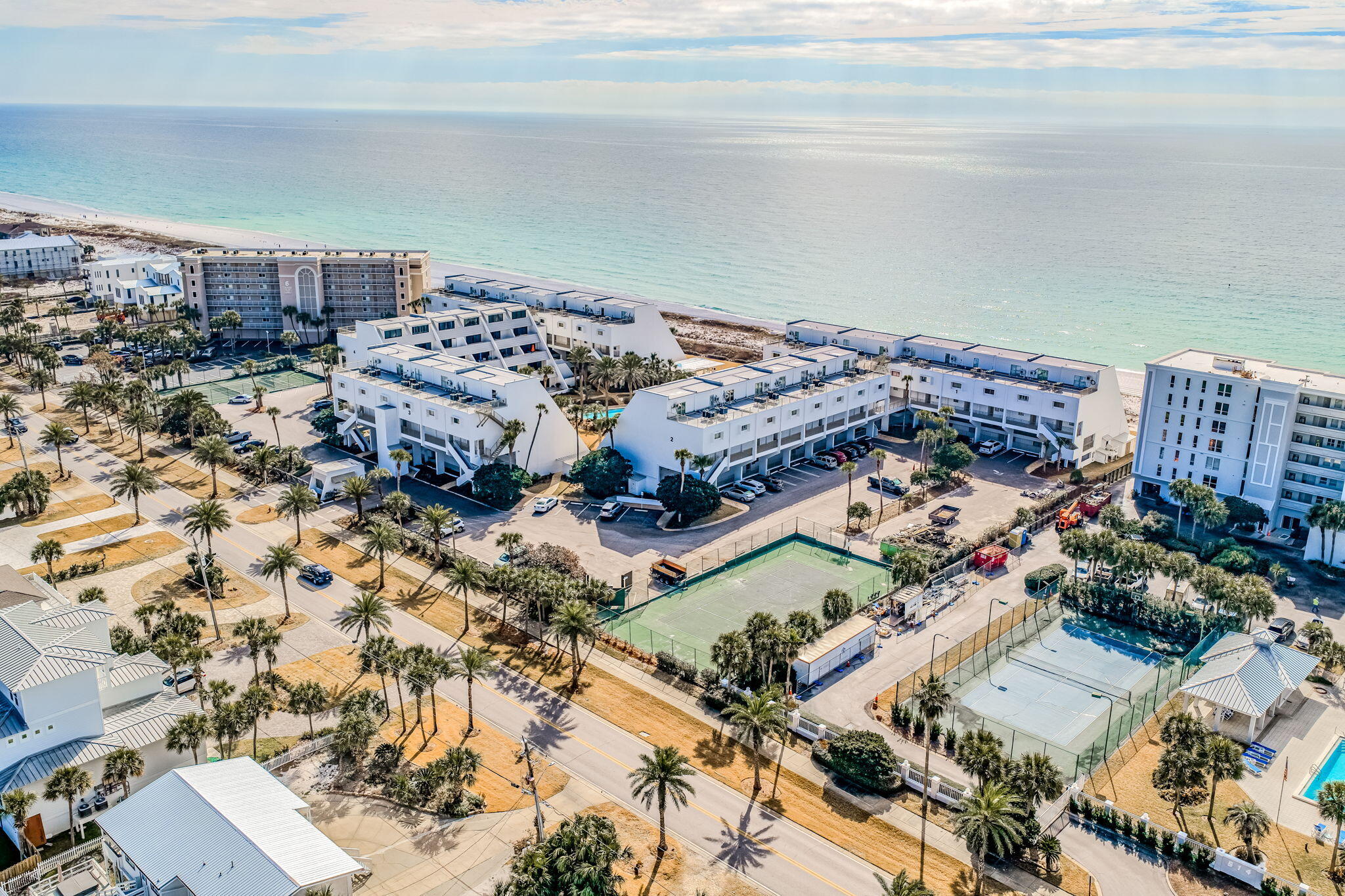 AEGEAN CONDO - Residential