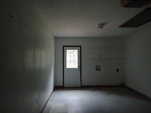 COUNTRY OAKS EST PH I LOT 8 BLK 1 - Residential Lease