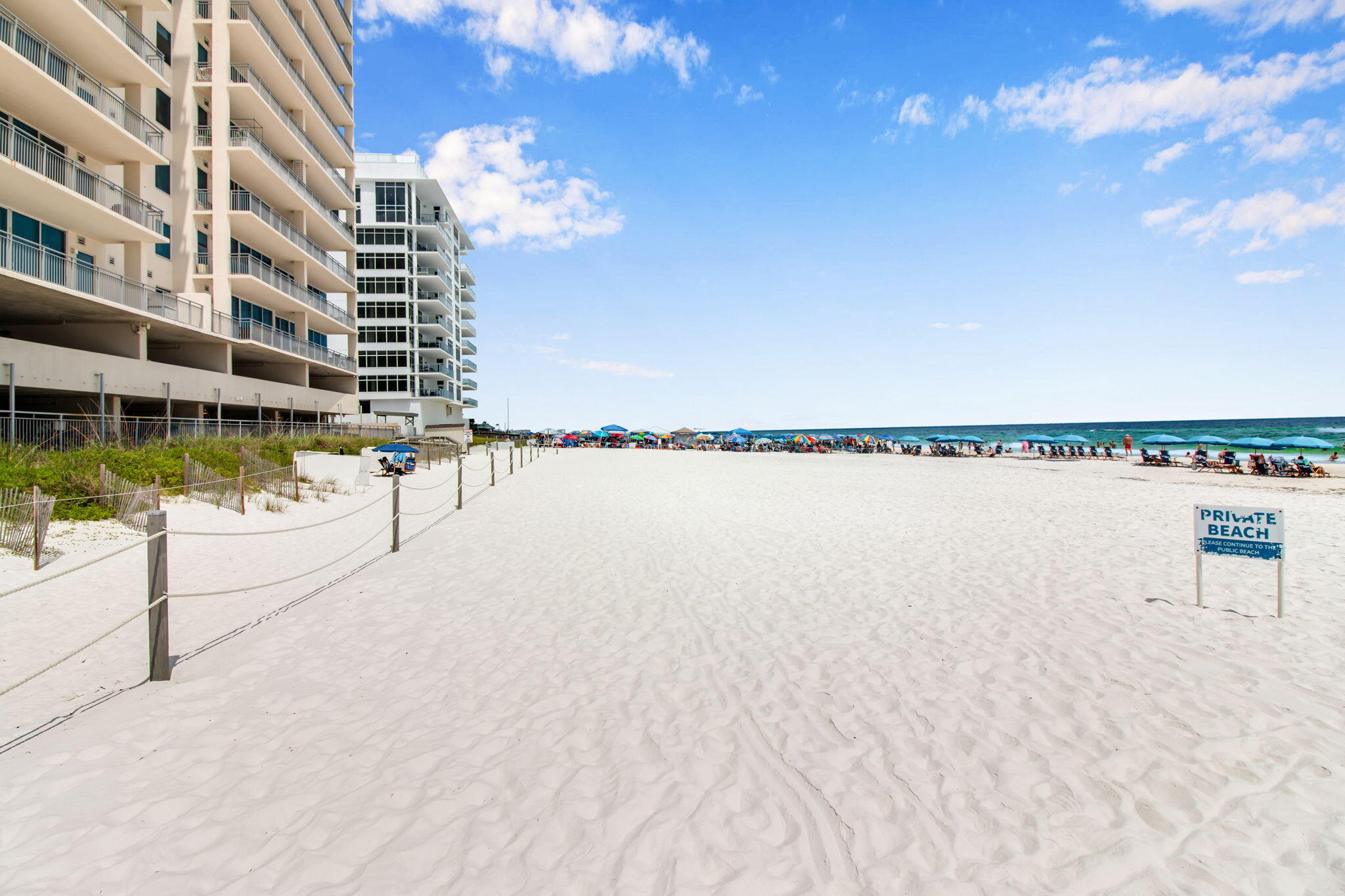 SIGNATURE BEACH - Residential