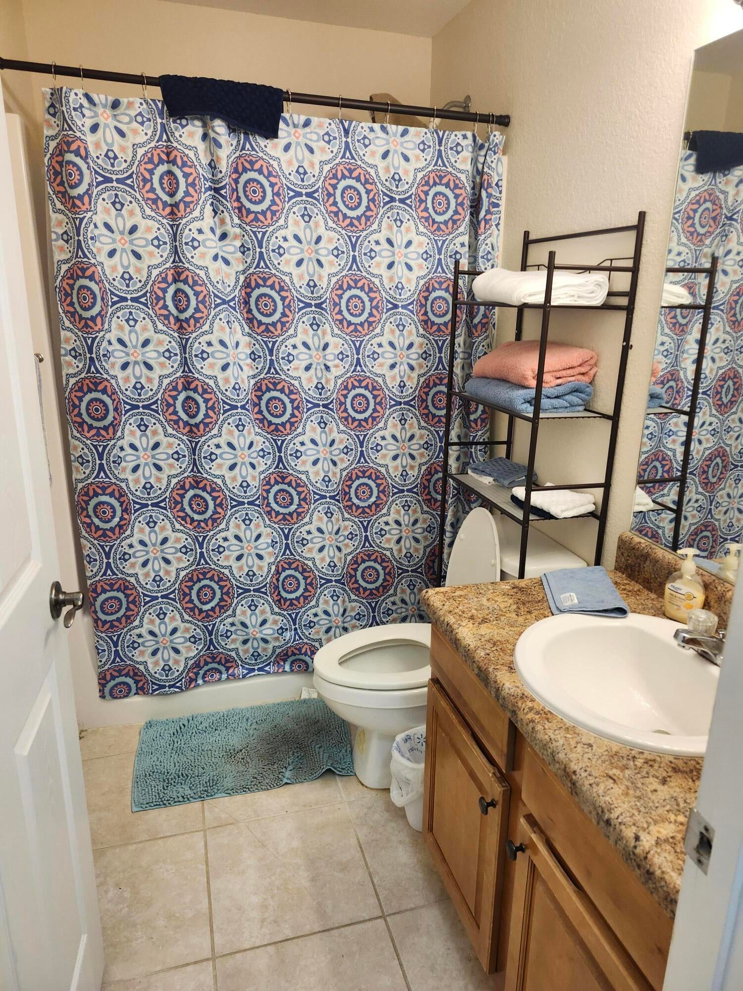 OAKWOOD HILLS UNIT 1 - Residential