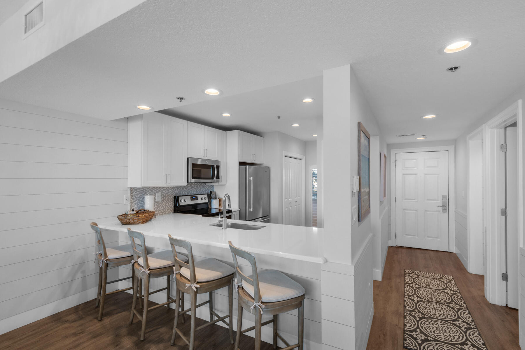HIGH POINTE RESORT CONDO - Residential