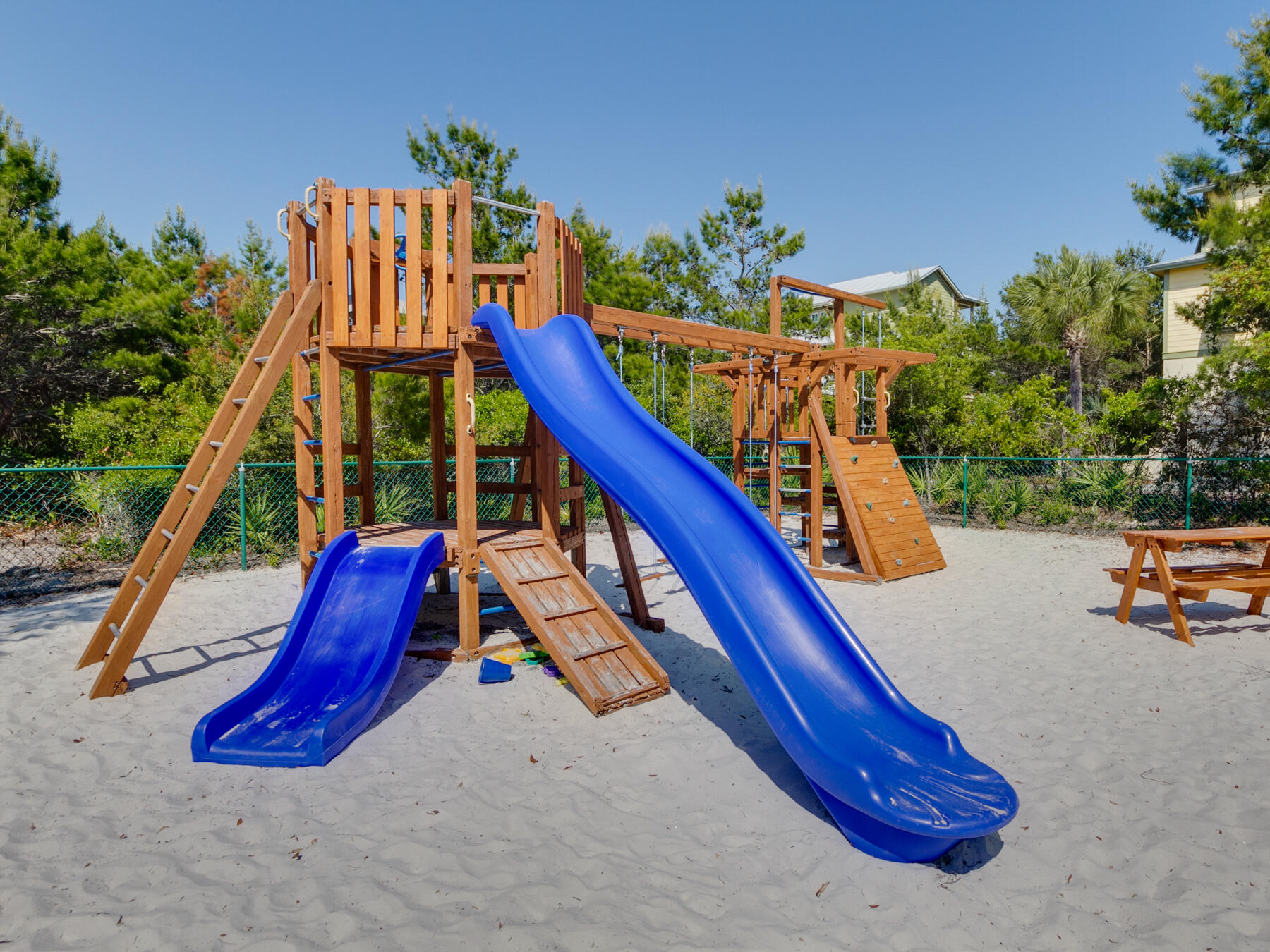 HIGH POINTE RESORT CONDO - Residential