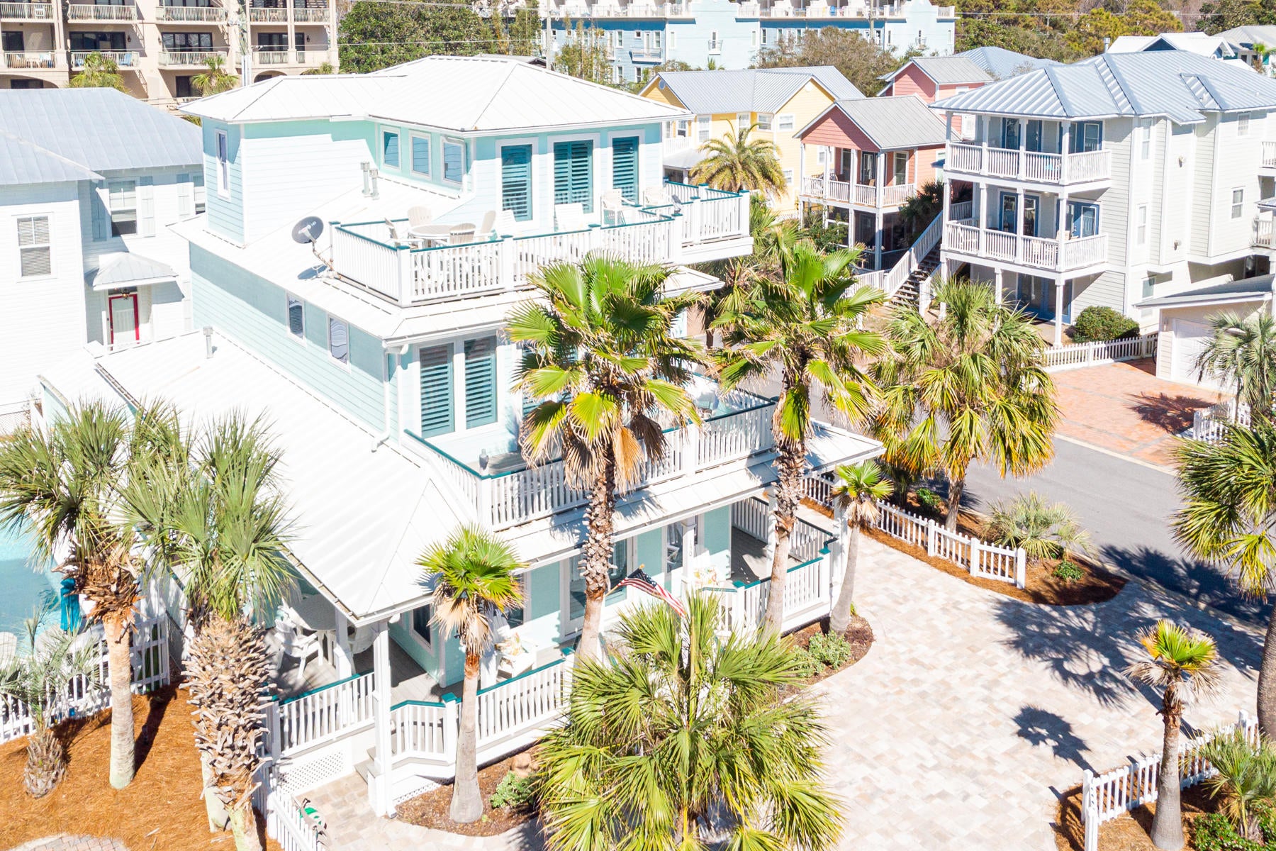 SUNRISE BEACH - Residential