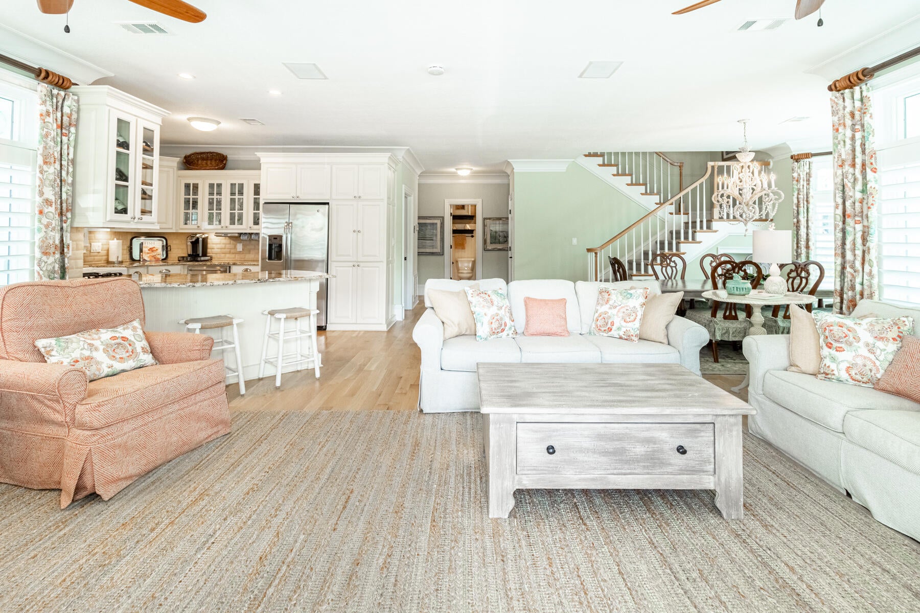 SUNRISE BEACH - Residential