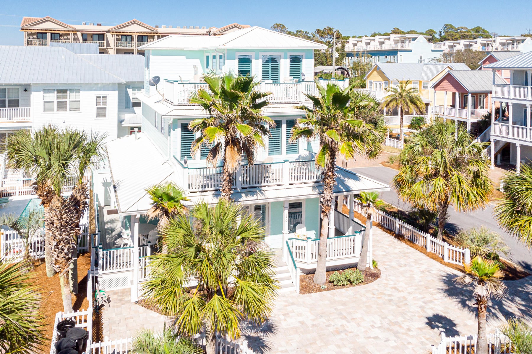 SUNRISE BEACH - Residential