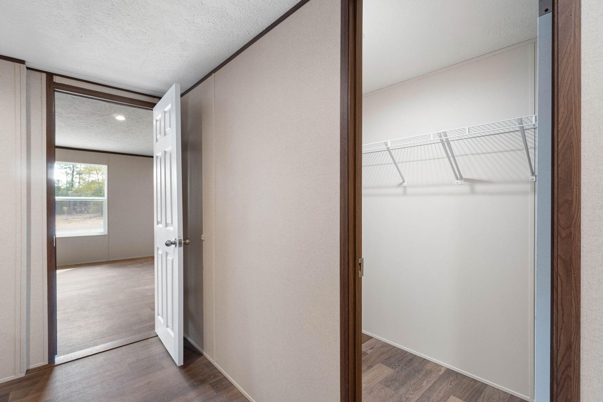 OAKWOOD LAKES ESTATES - Residential