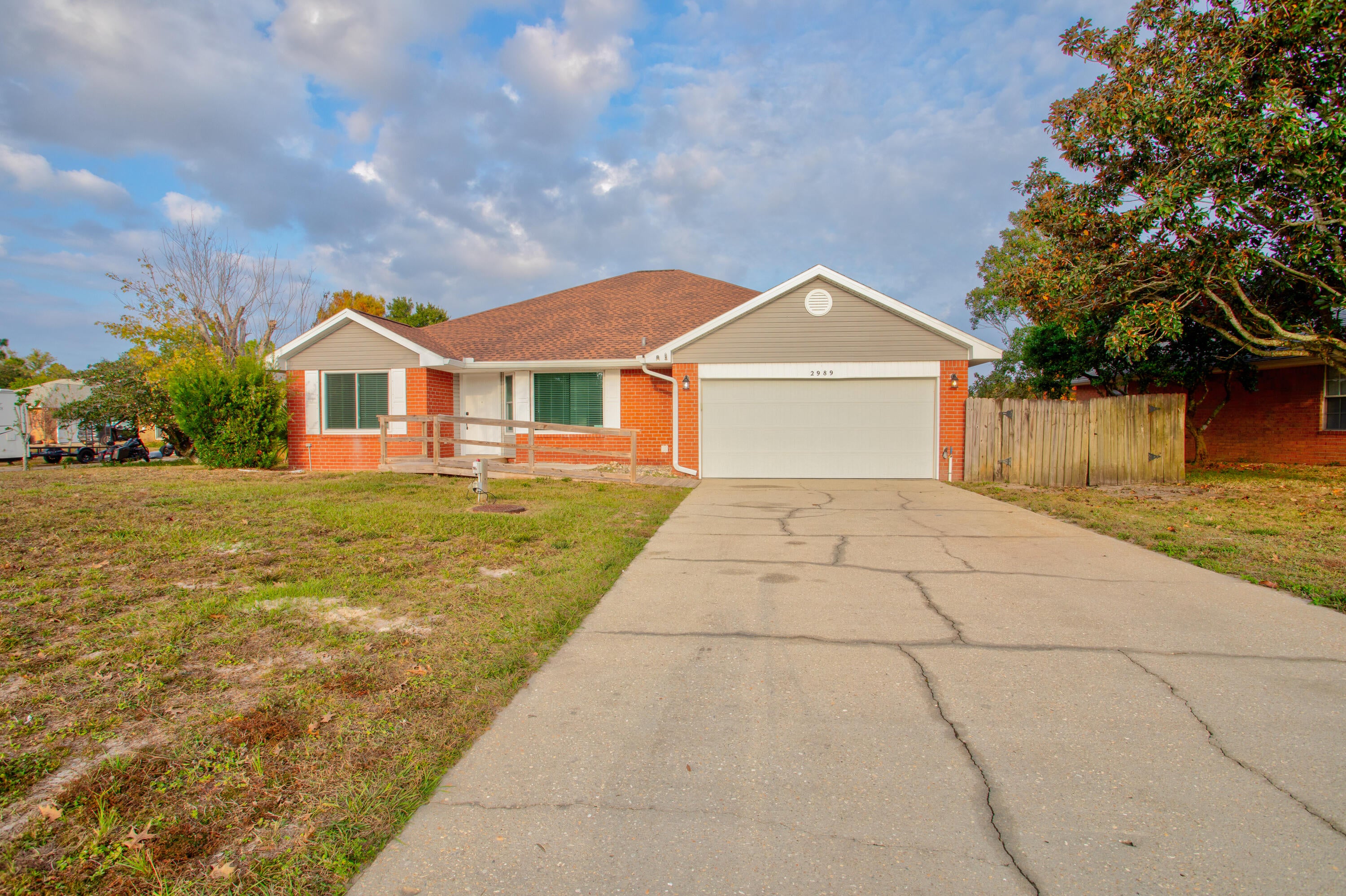 SPANISH TRACE ESTATES - Residential