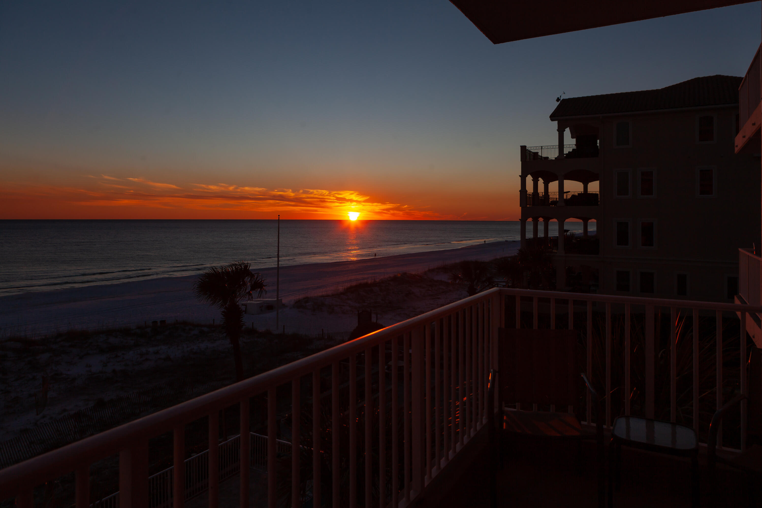 Summerchase Condo

Inn at Crystal Beach - Residential