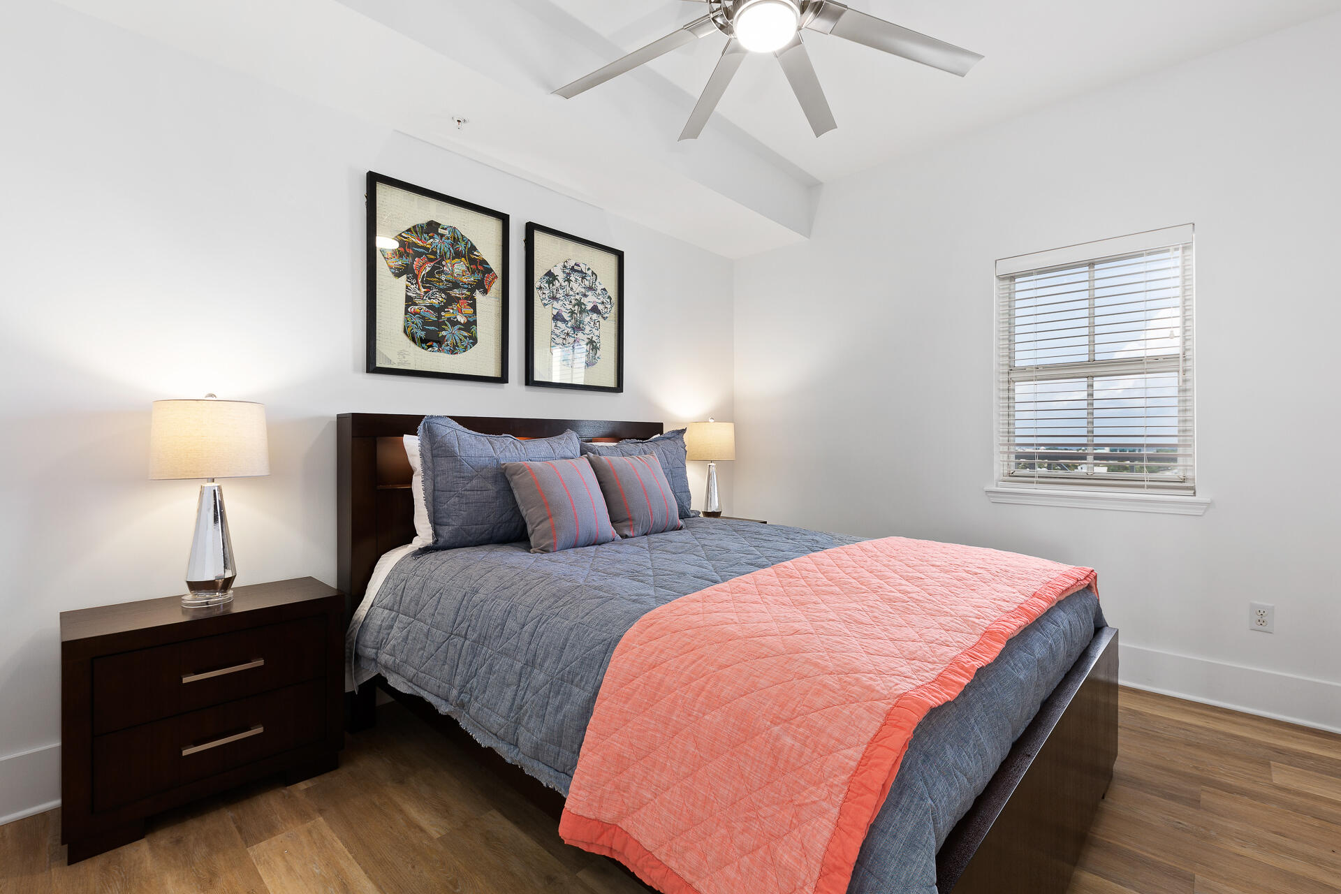 Summerchase Condo

Inn at Crystal Beach - Residential