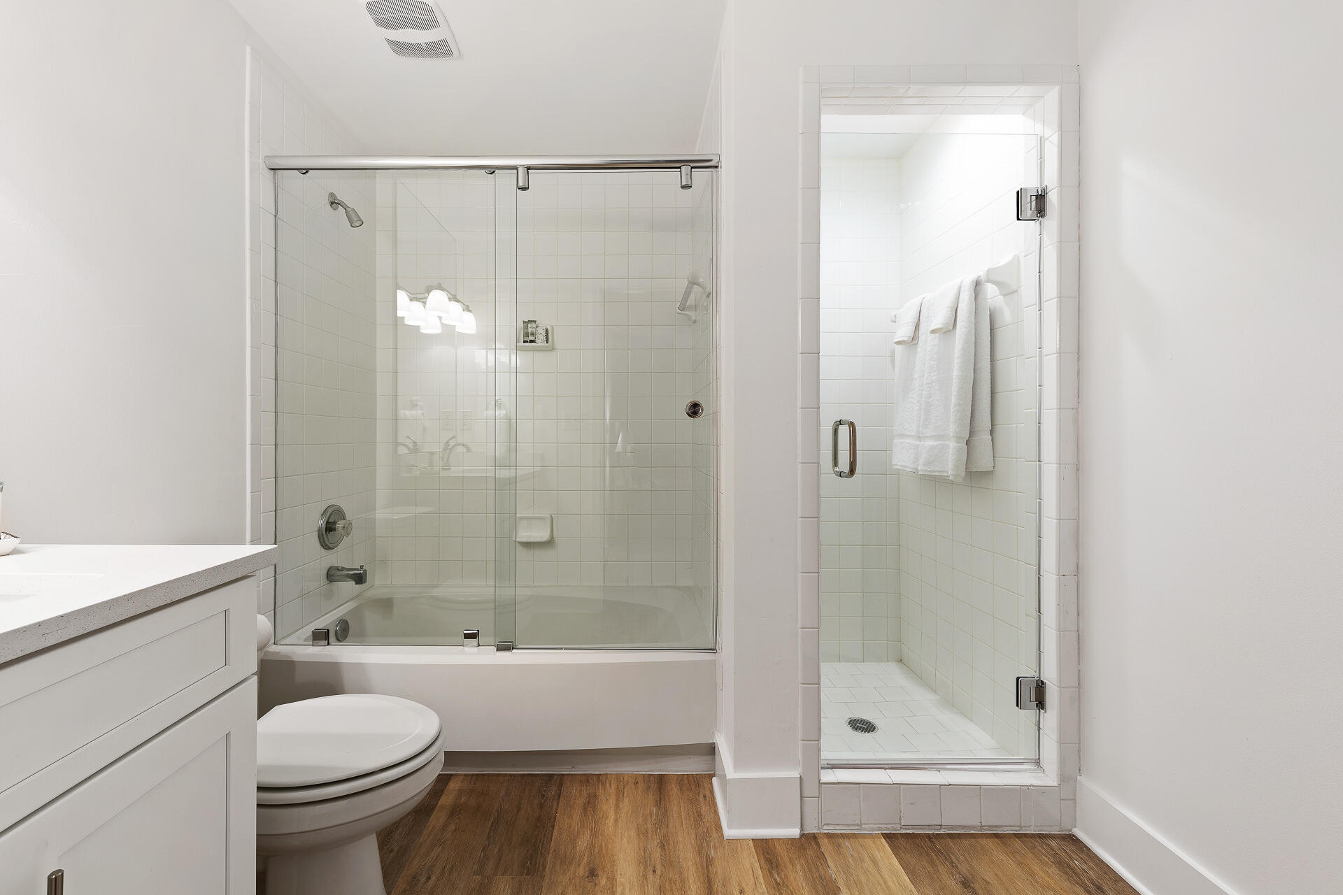 Summerchase Condo

Inn at Crystal Beach - Residential