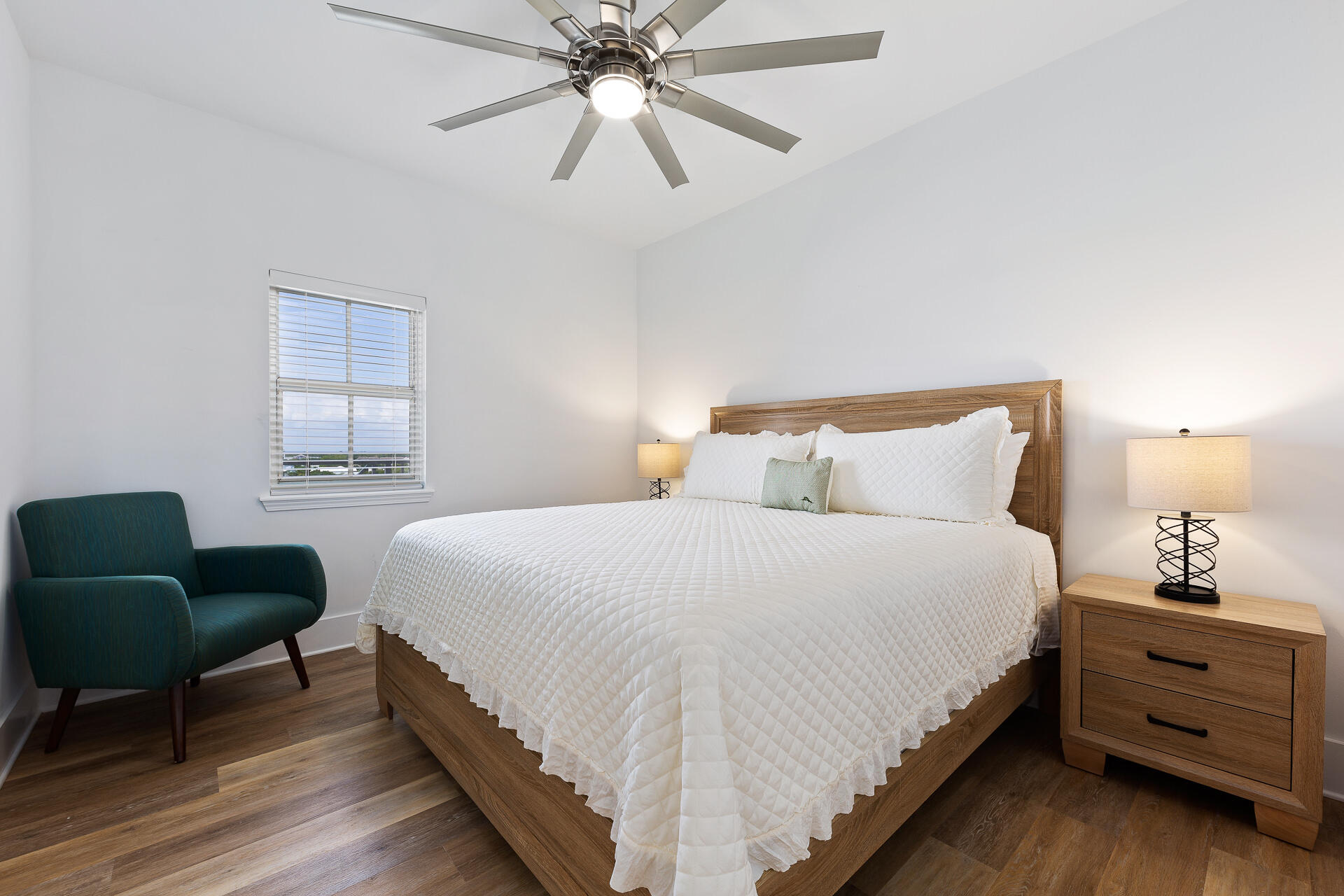 Summerchase Condo

Inn at Crystal Beach - Residential
