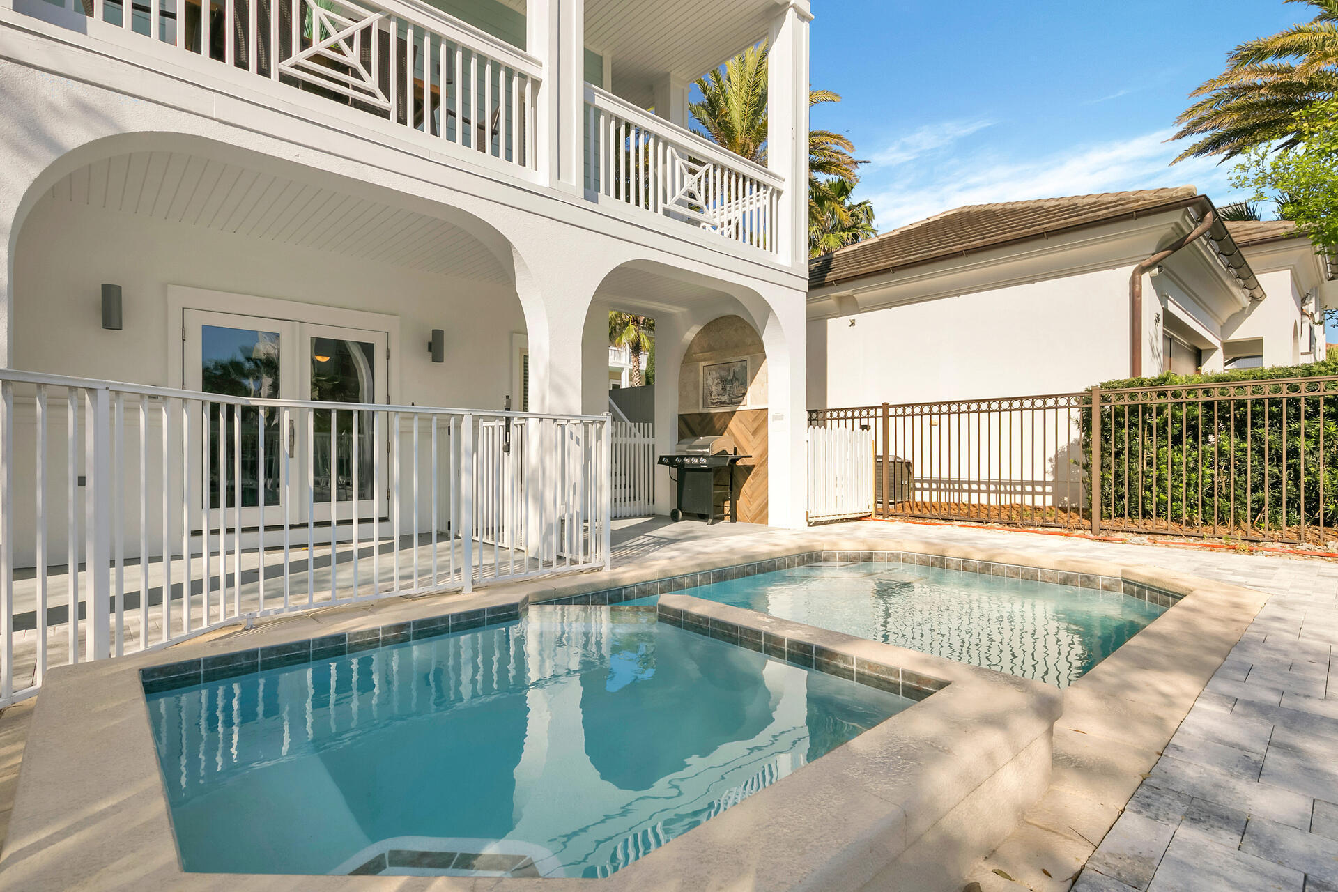 FRANGISTA BEACH - Residential