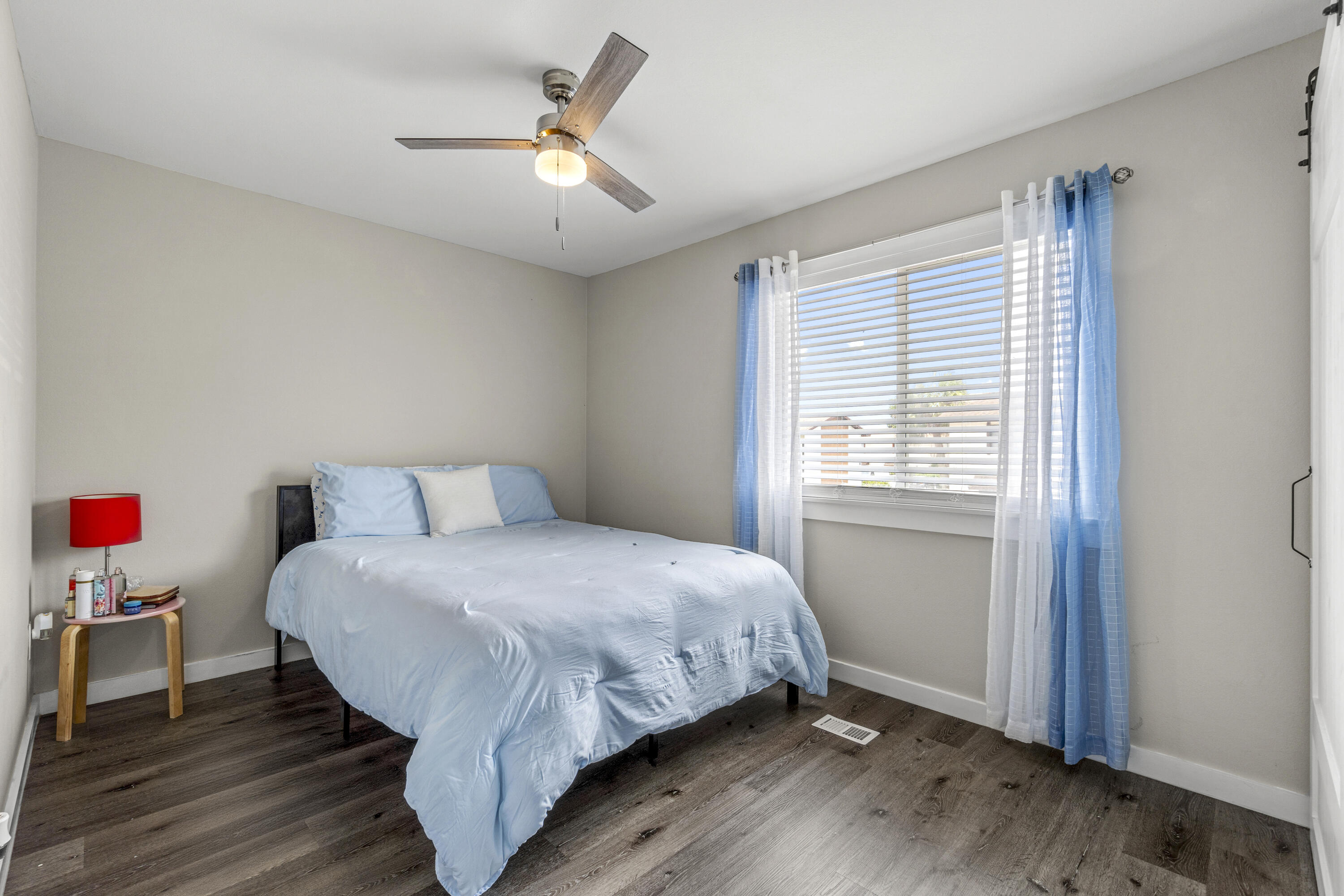 INDIAN HILLS - Residential