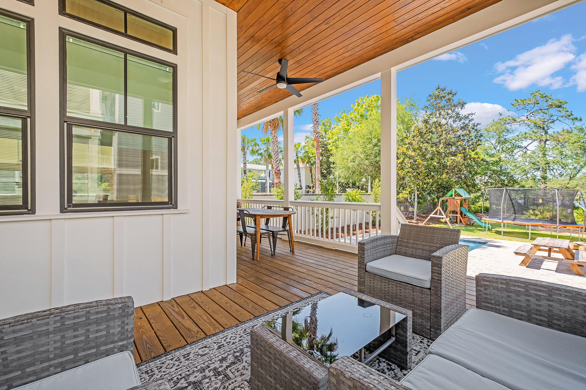 Dulce Lane - Residential