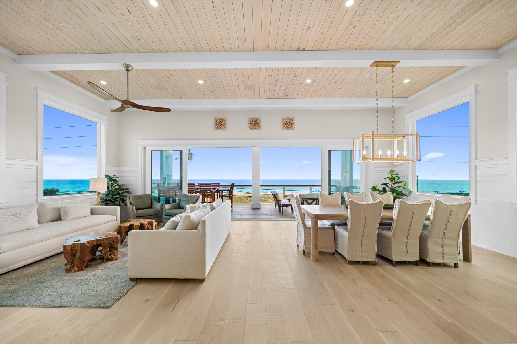 LAGUNA BEACH - Residential