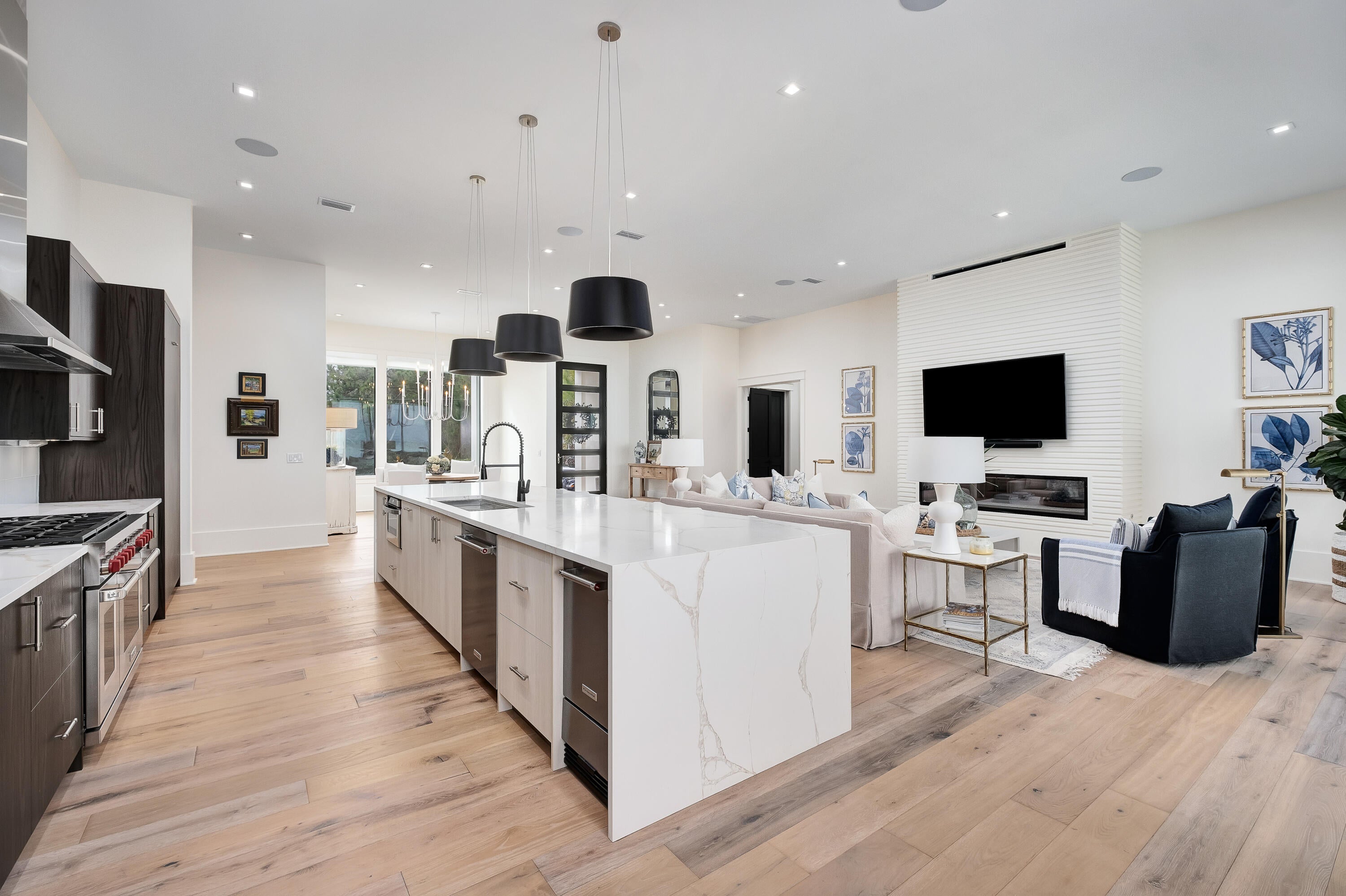 FLAMINGO BEACH - Residential