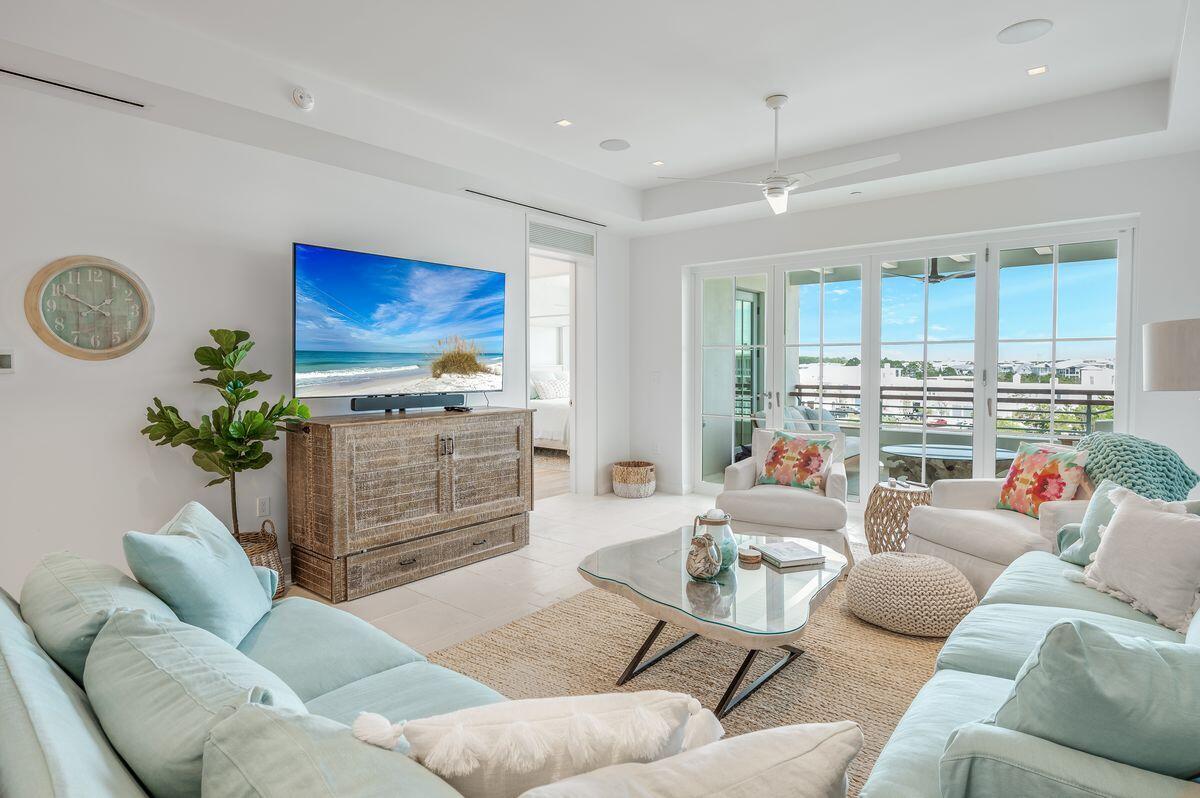 ALYS BEACH - Residential