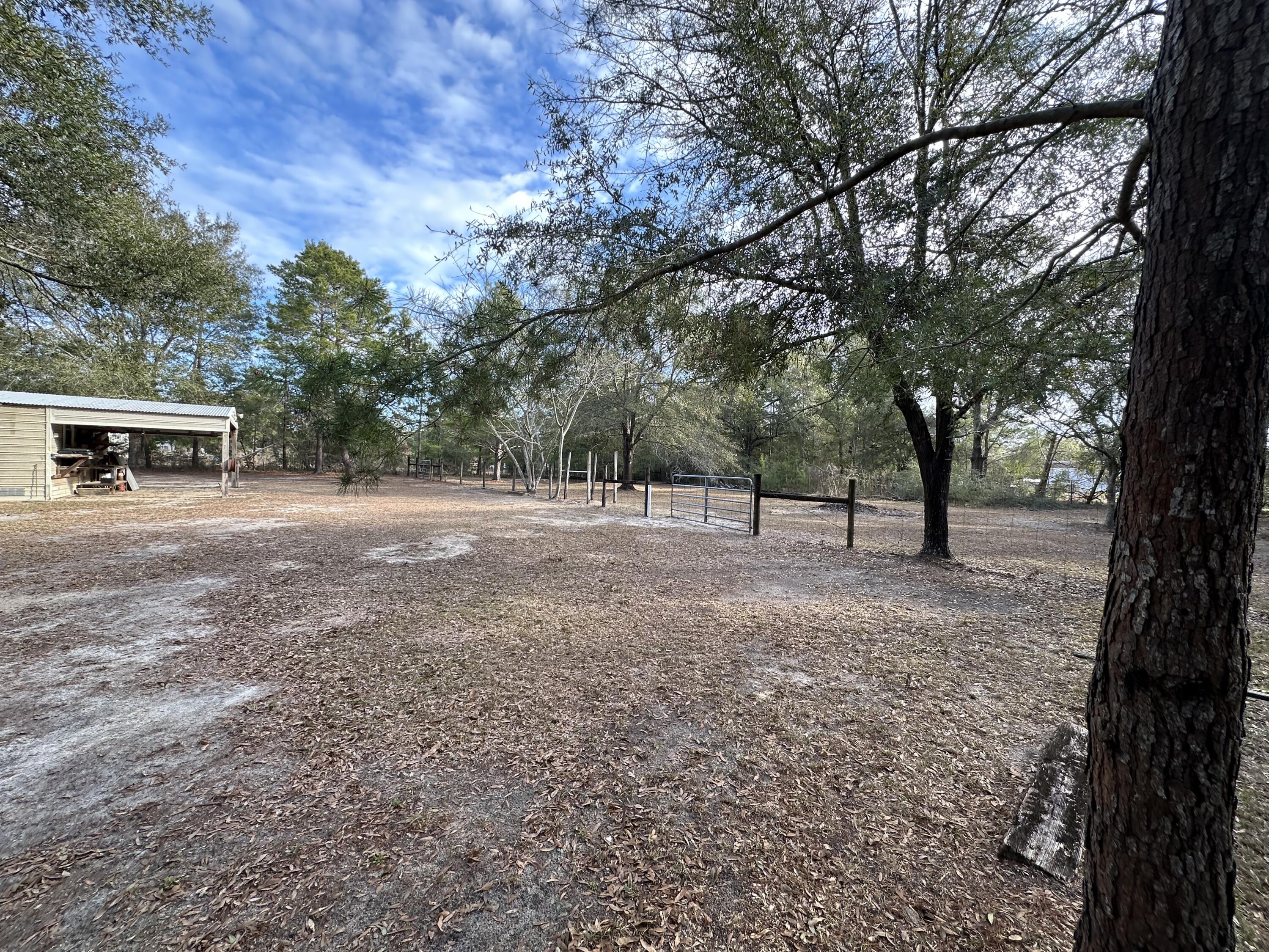 NO RECORDED SUBDIVISION - Residential