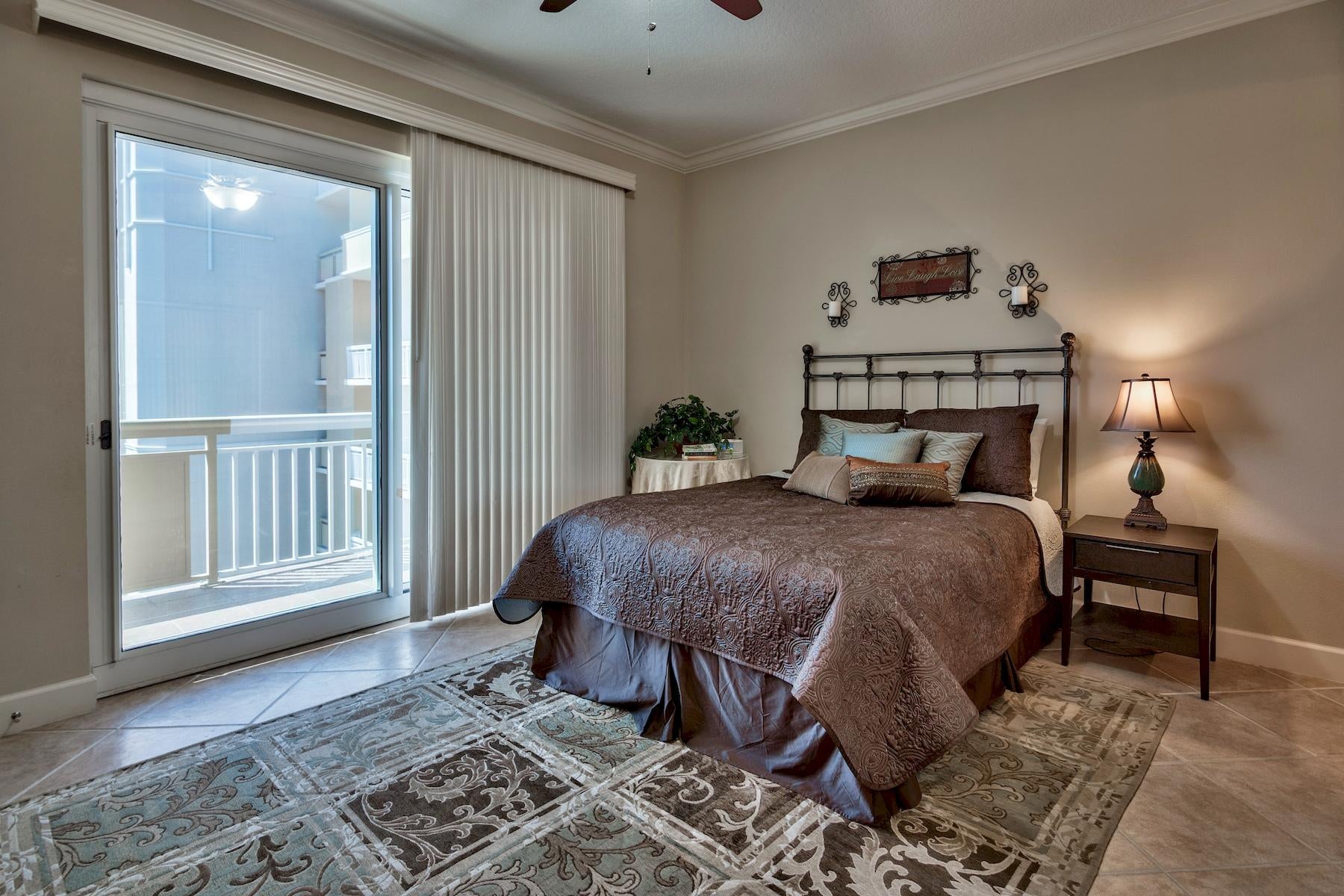 HARBOR LANDING - Residential
