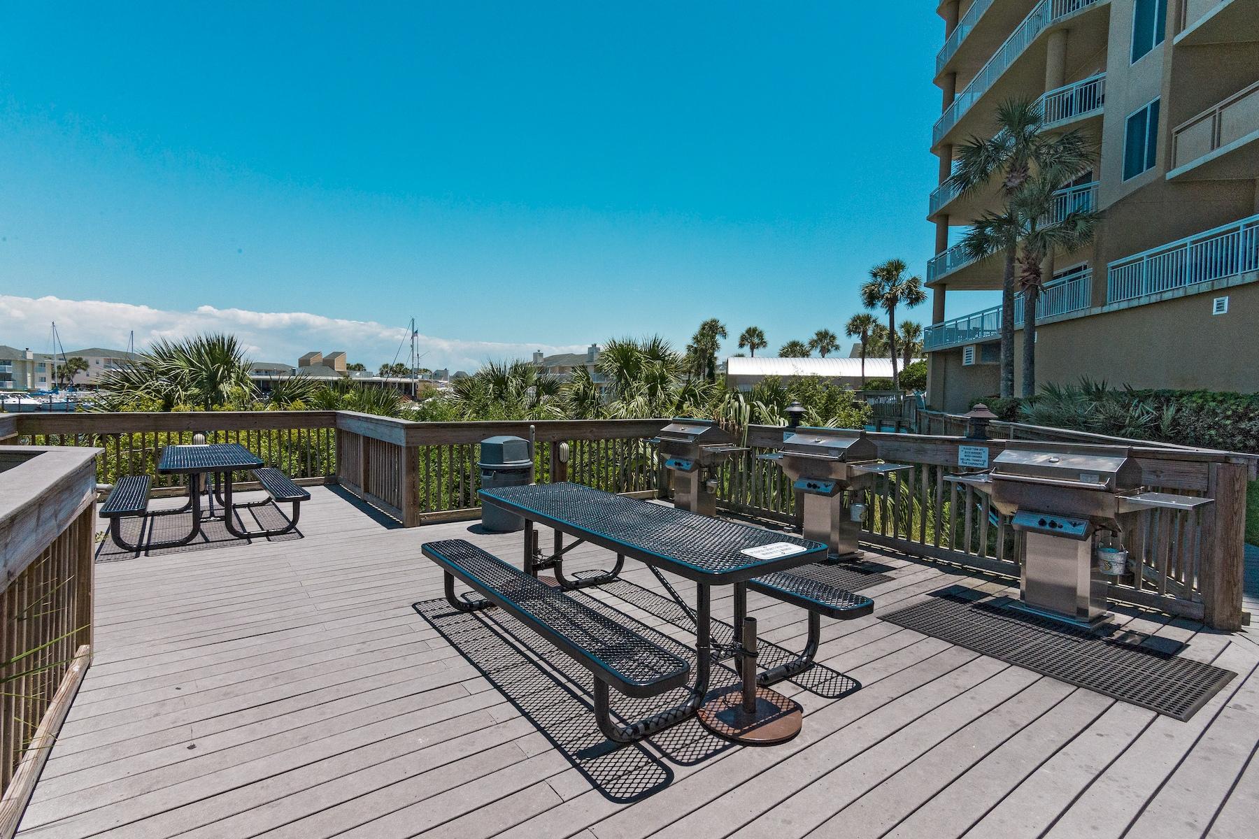HARBOR LANDING - Residential