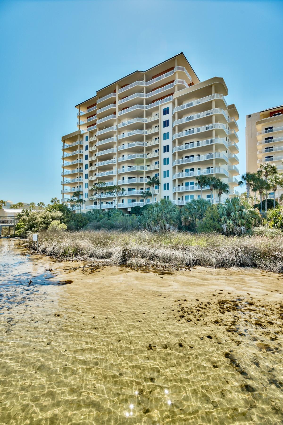 HARBOR LANDING - Residential