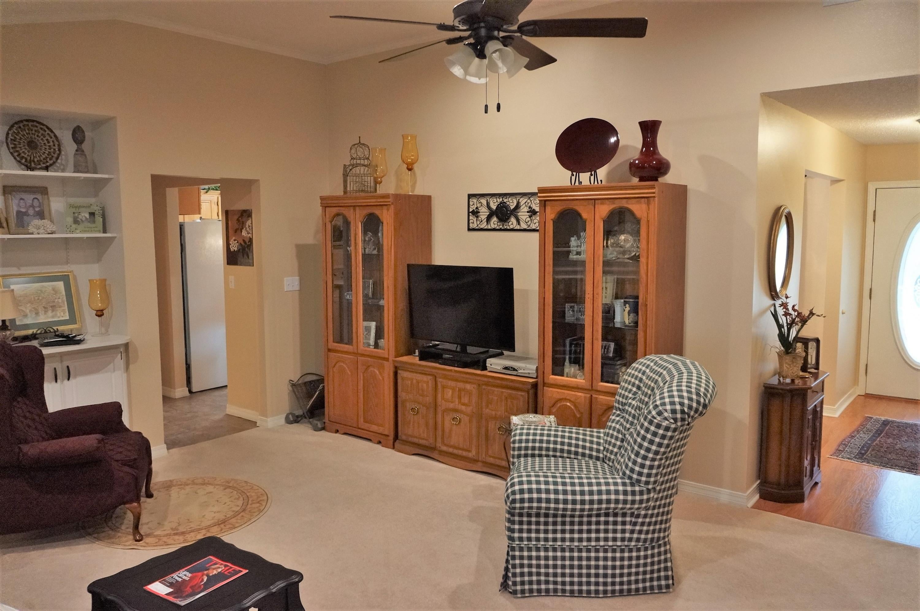 ROYAL OAKS S/D - Residential