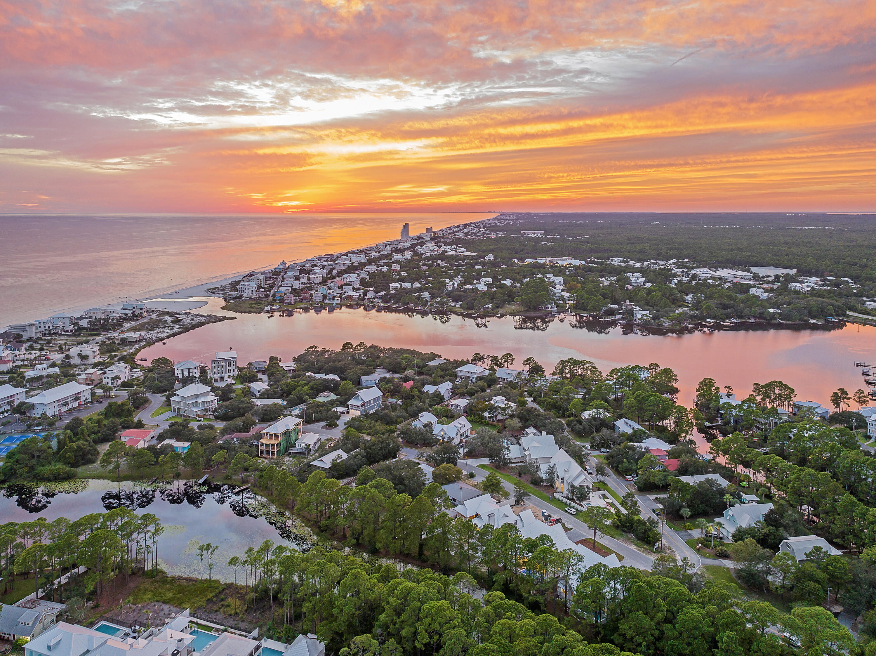 EASTERN LAKE EST - Residential