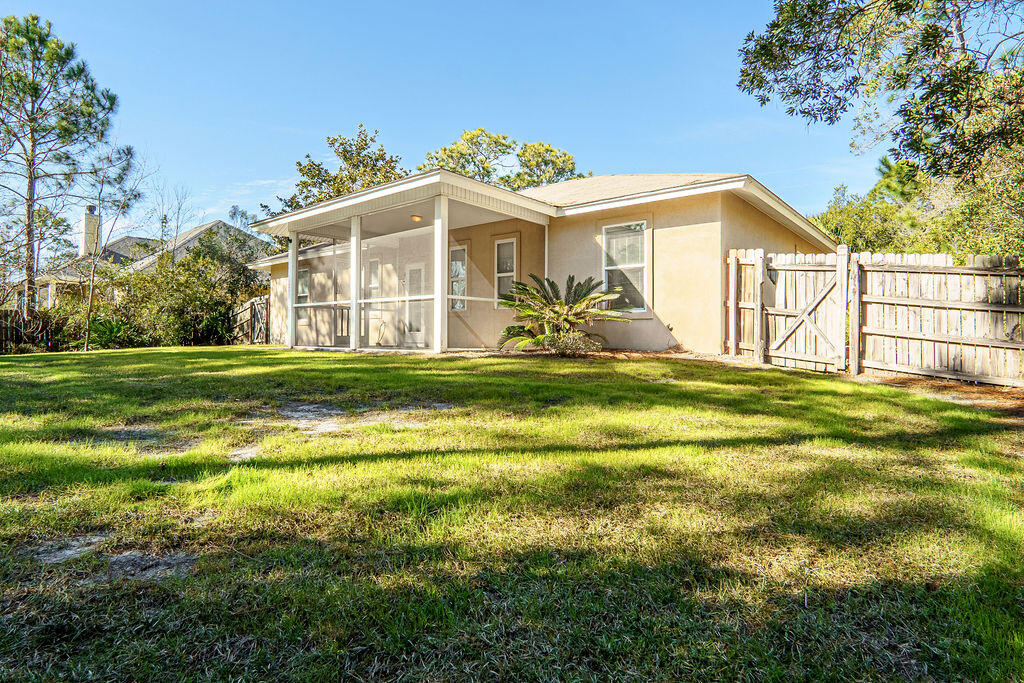 BAYOU PINES UNREC 1ST ADDN - Residential