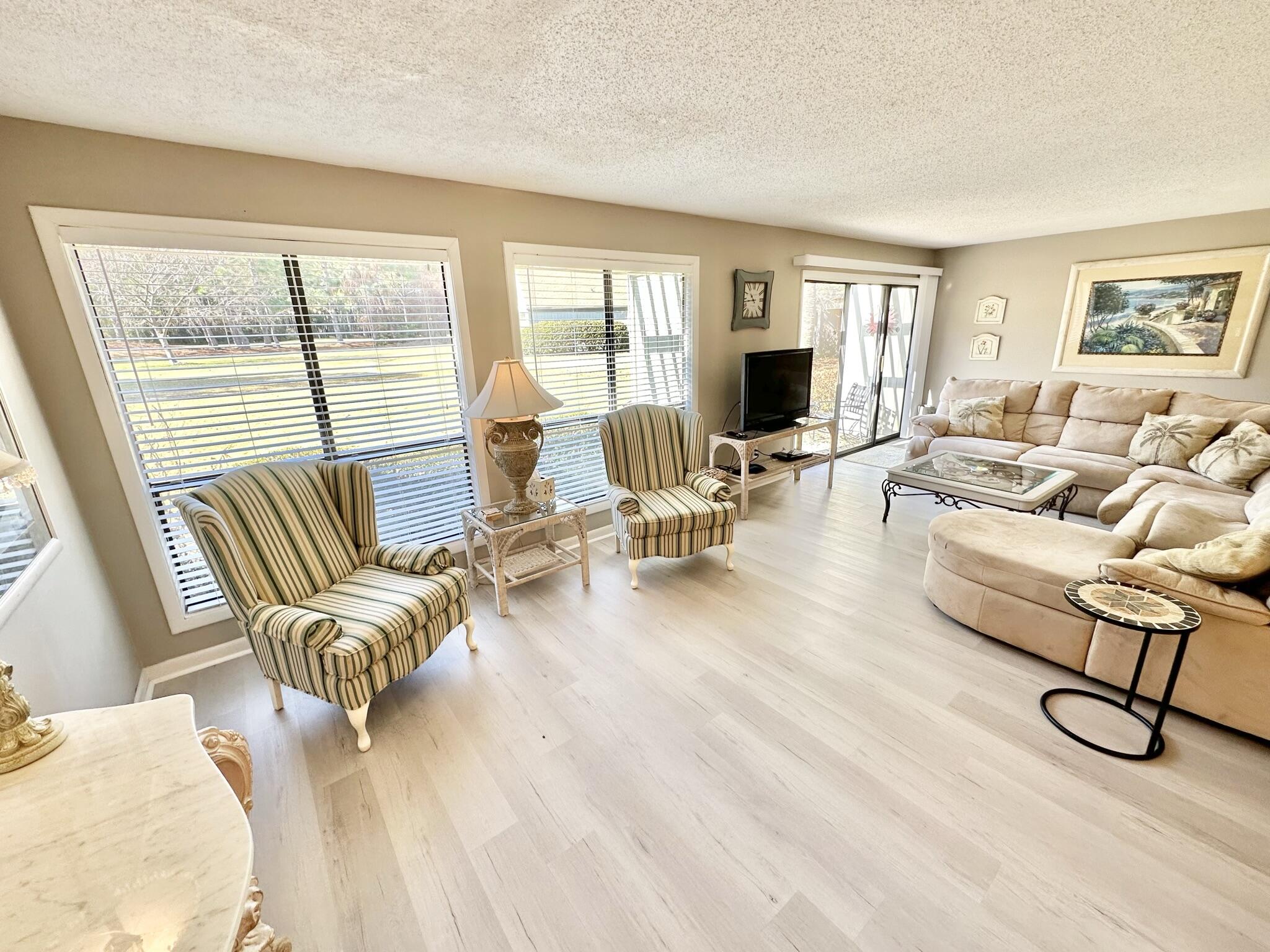 AUGUSTA VILLAGE CONDO - Residential