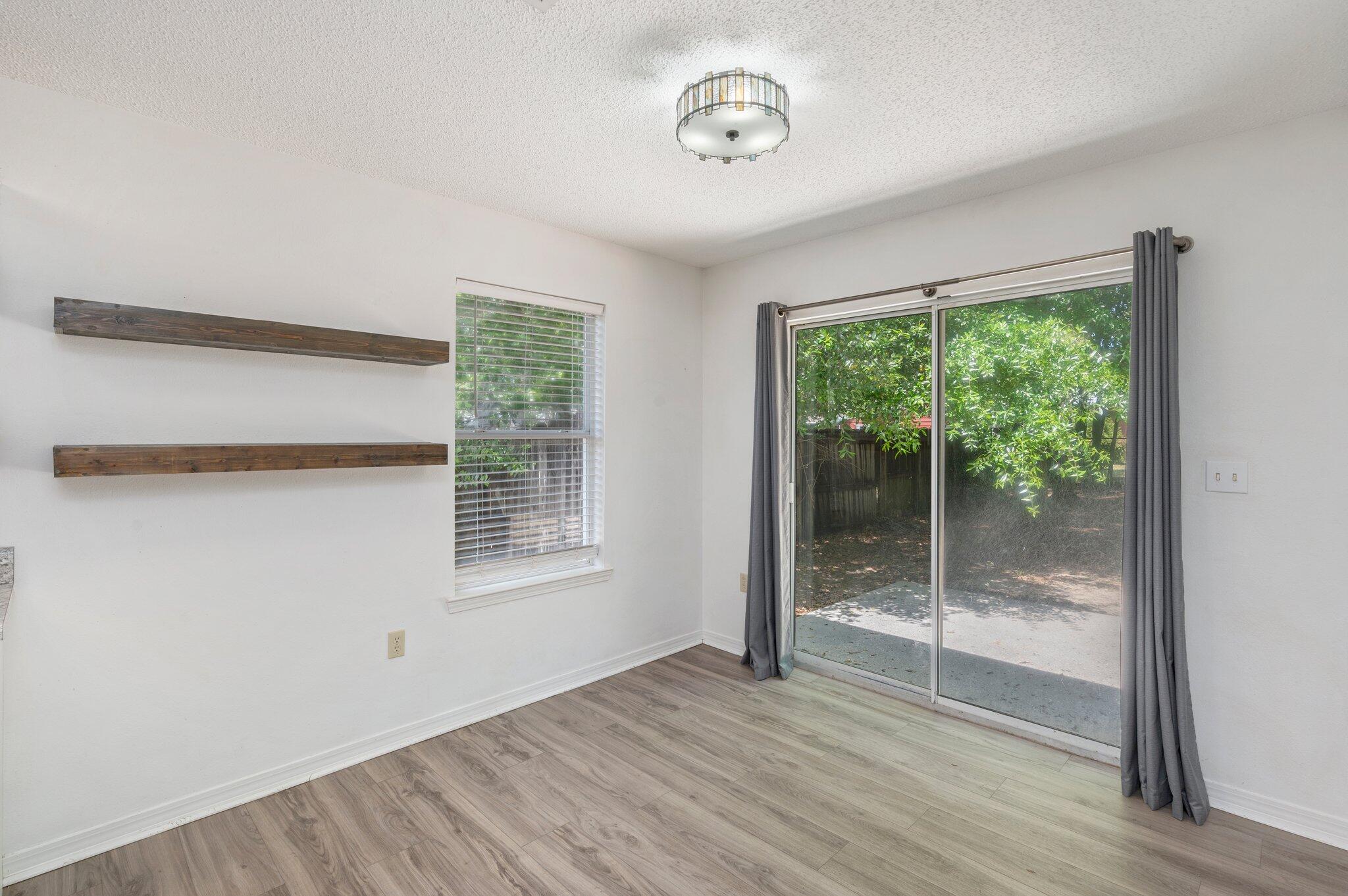 OAKDALE MINI FARMS - Residential Lease
