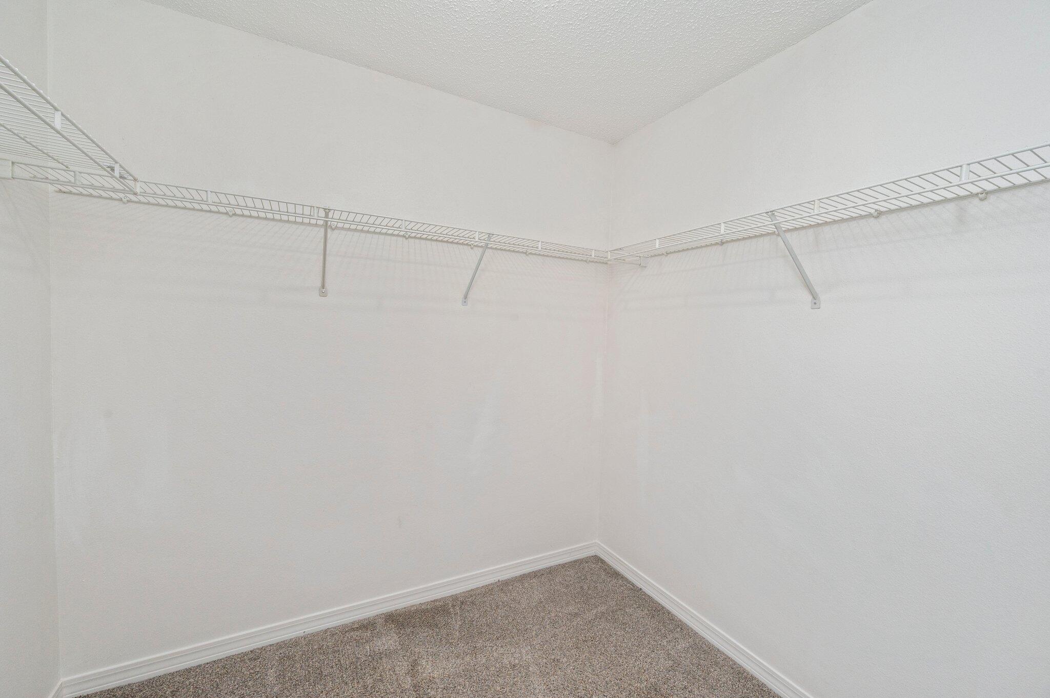 OAKDALE MINI FARMS - Residential Lease