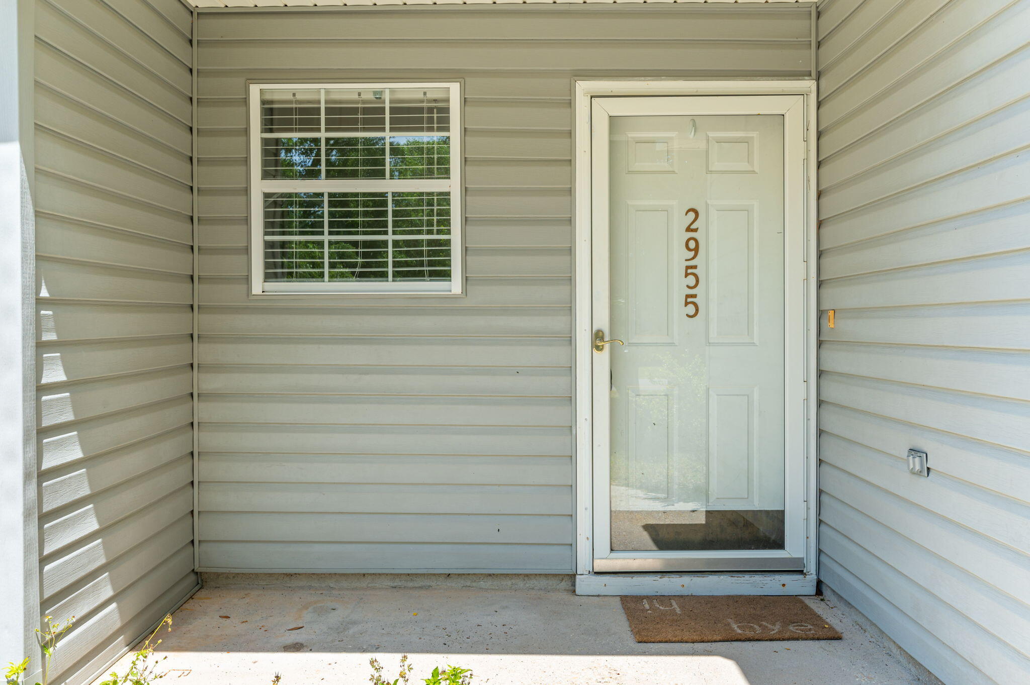 OAKDALE MINI FARMS - Residential Lease