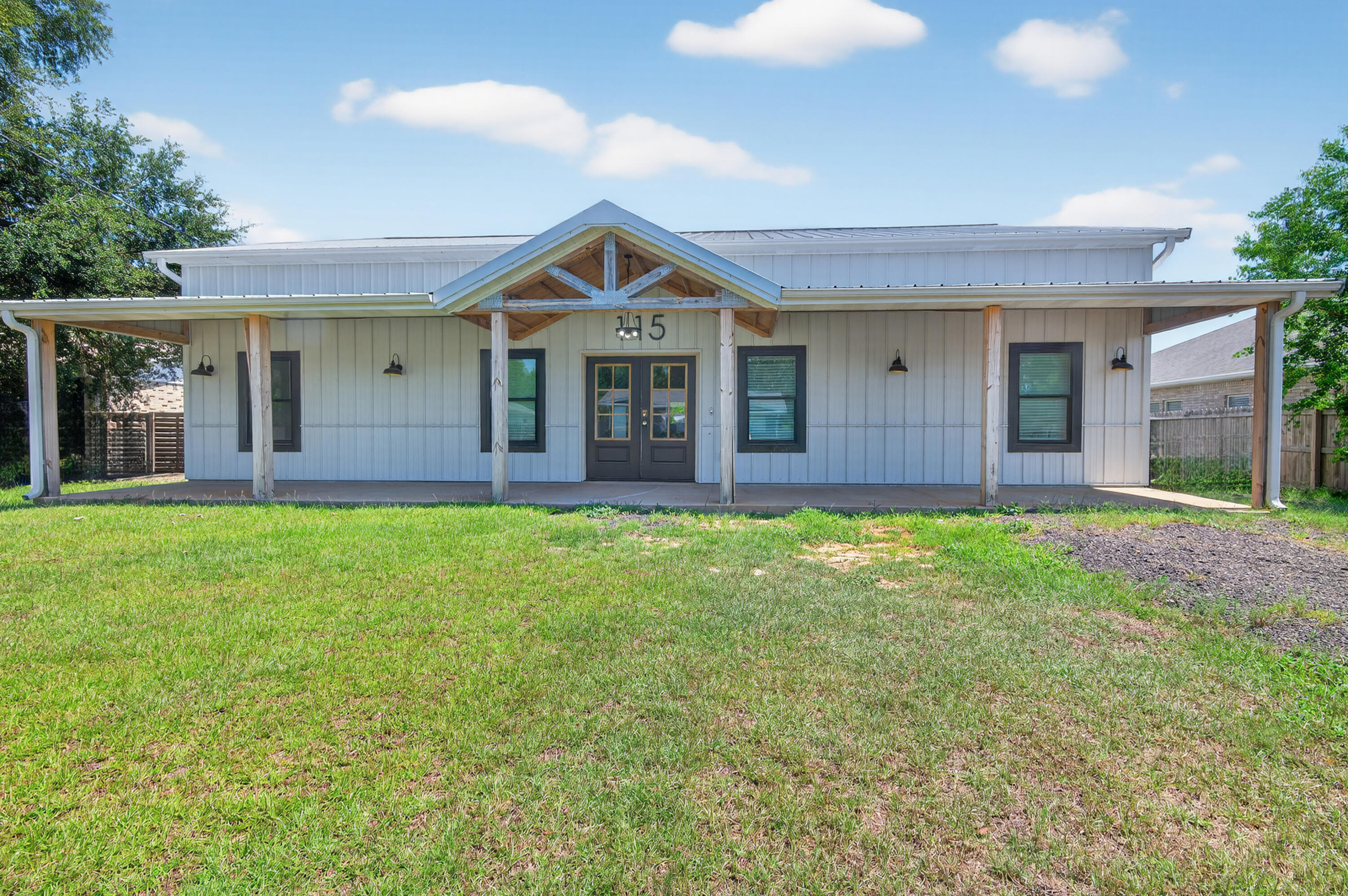 WYNNEHAVEN BEACH ESTATES - Residential