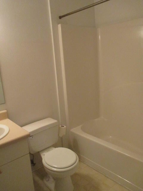 SOUTHWAY ESTATES - Residential Lease