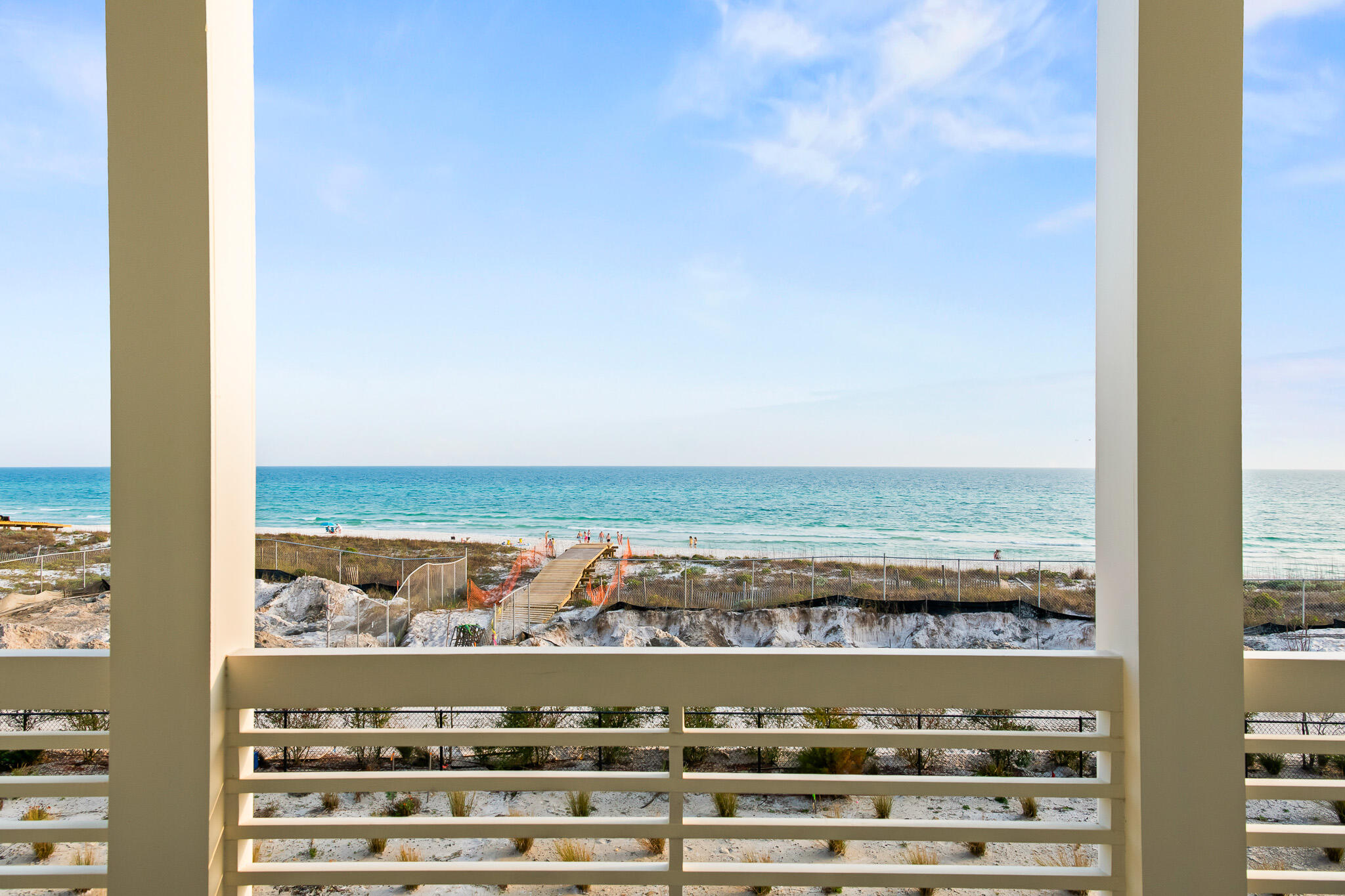 PALM COURT - Residential