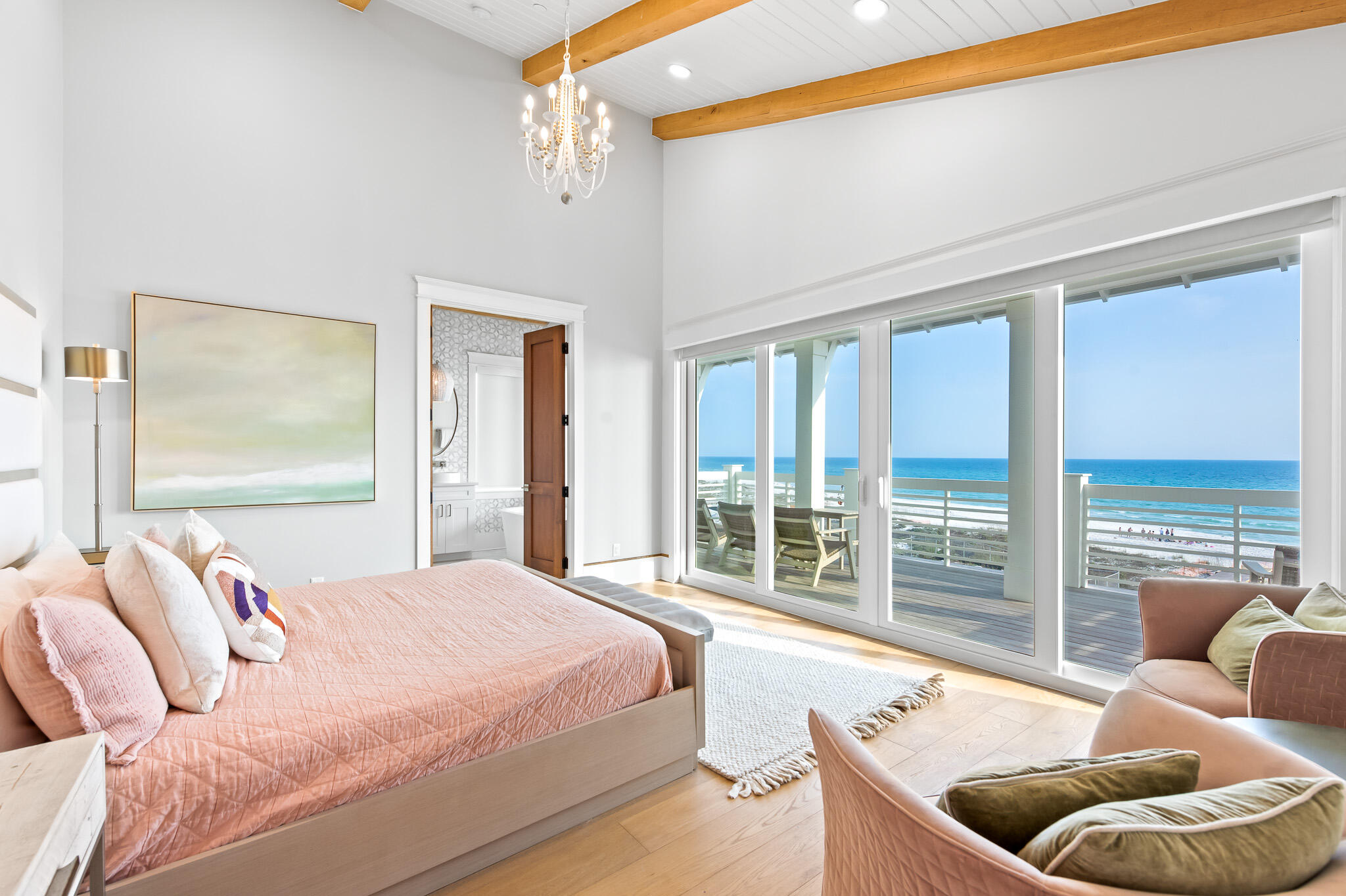 PALM COURT - Residential