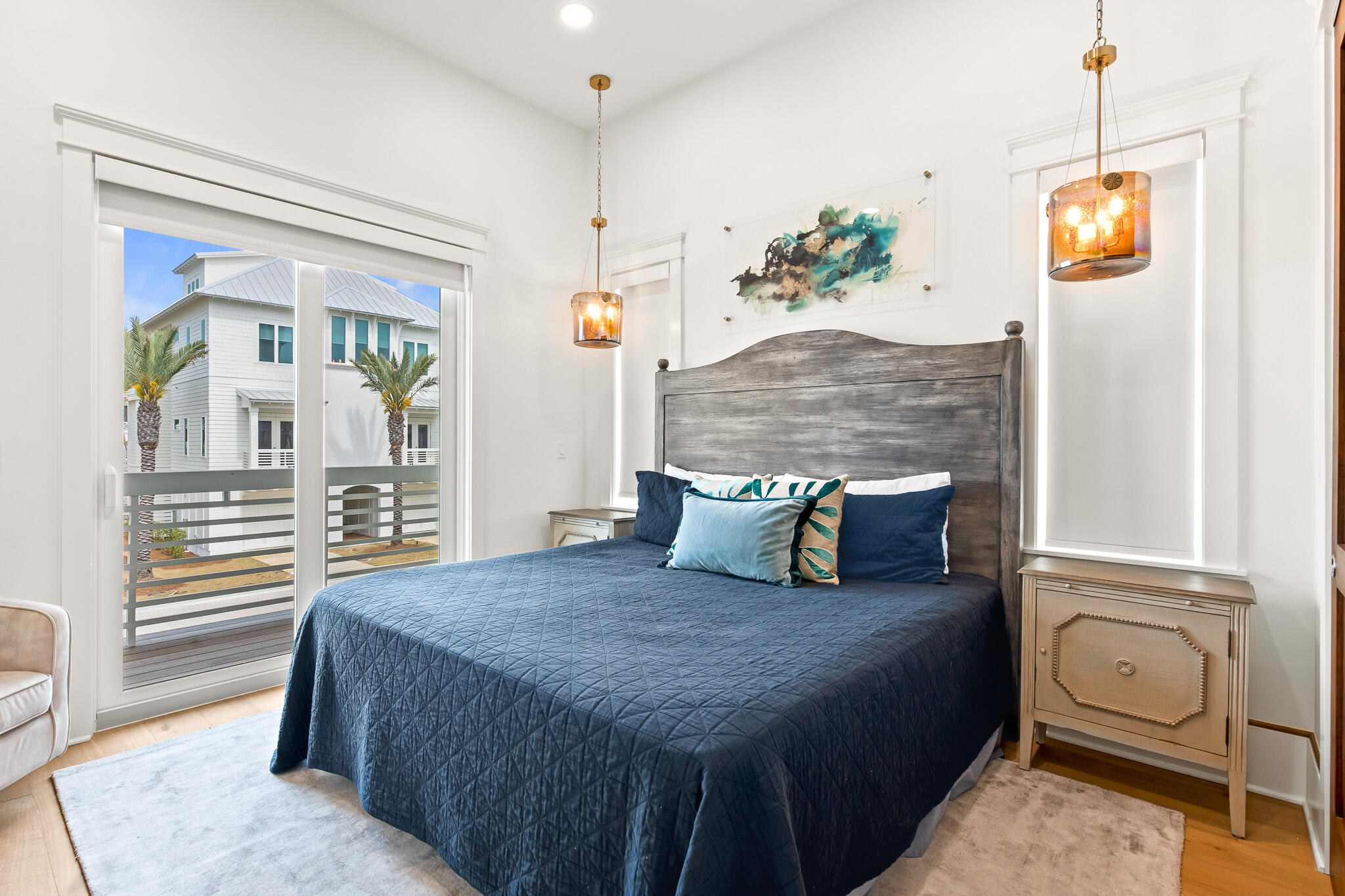PALM COURT - Residential